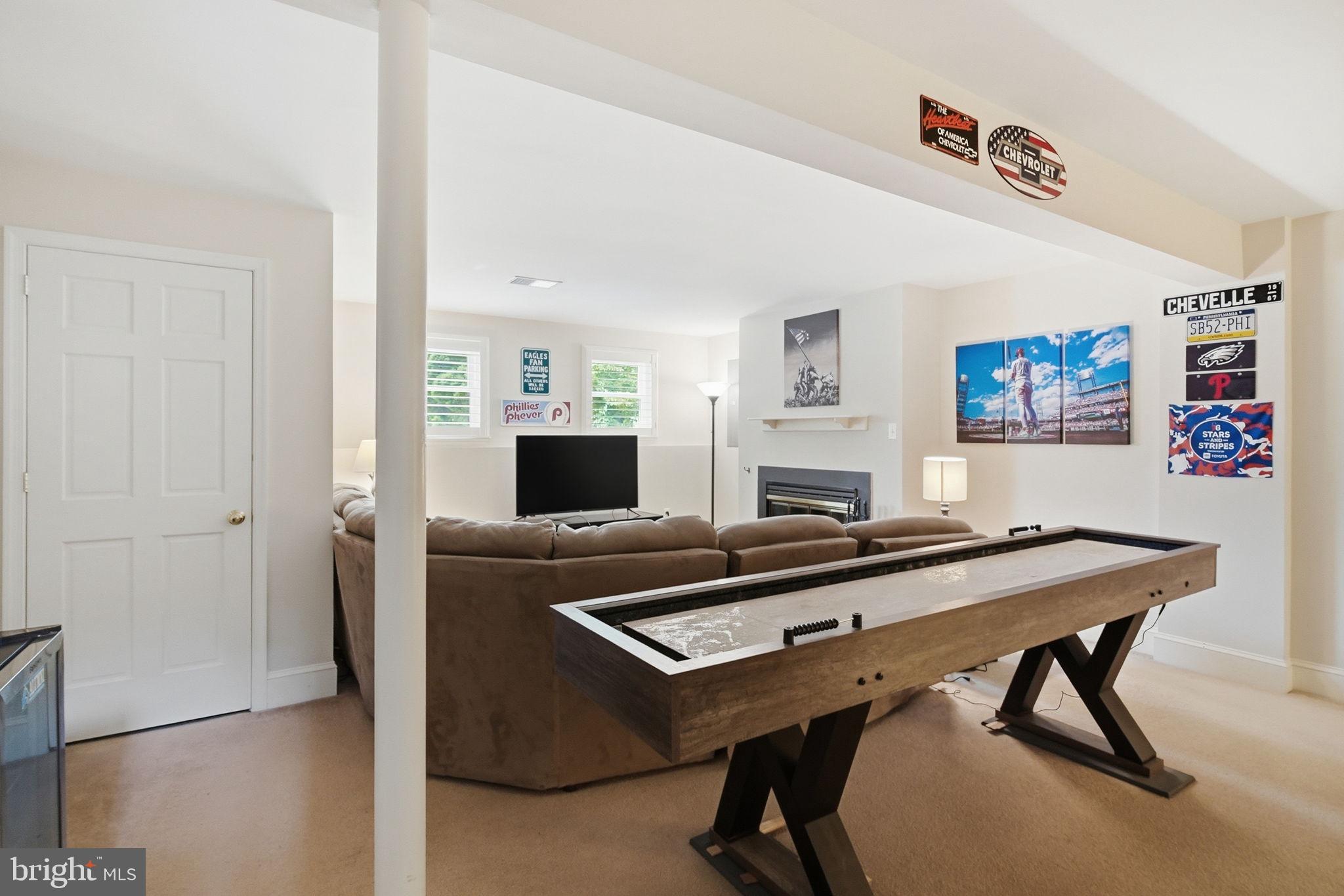 SEVEN SPRINGS - Residential