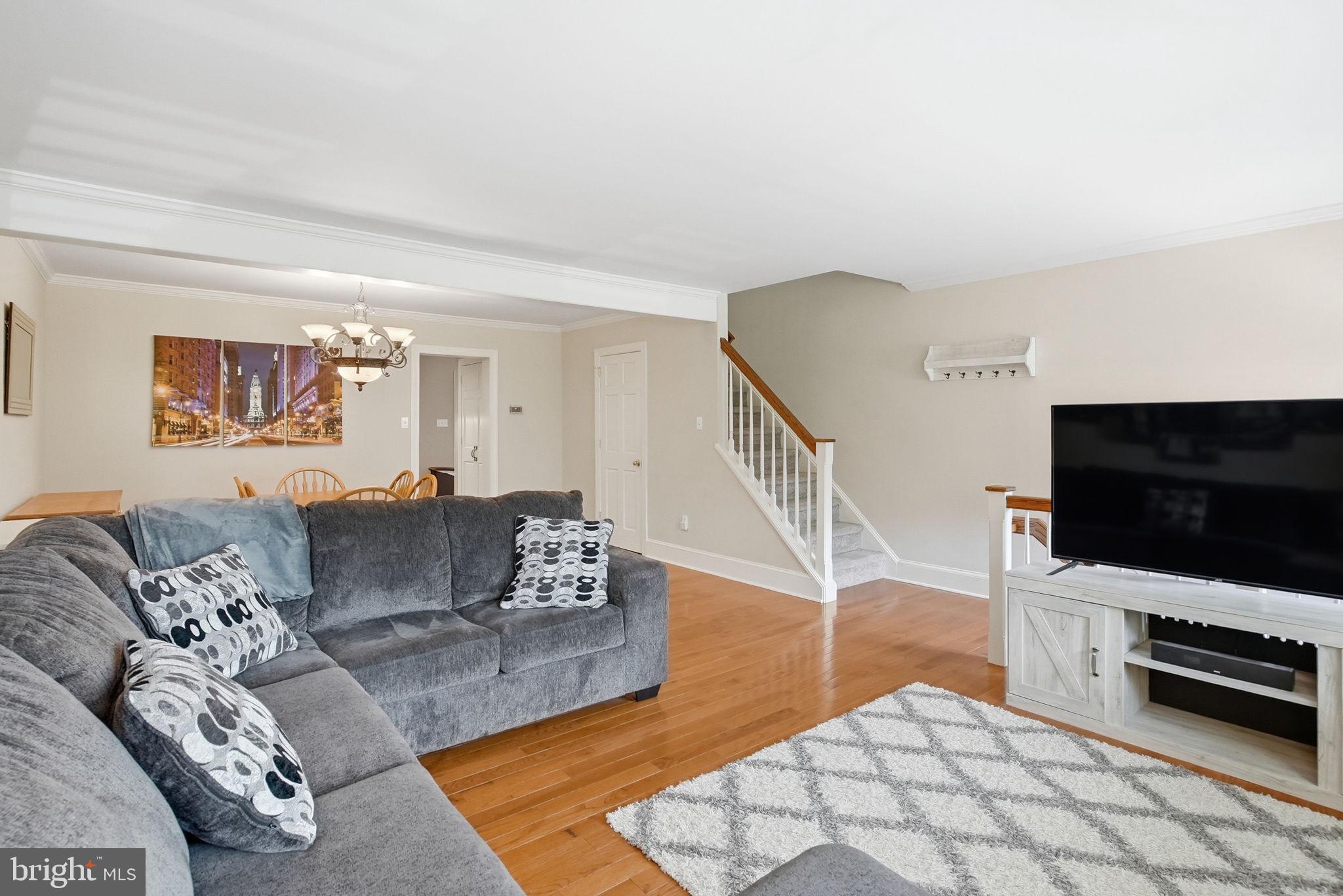 SEVEN SPRINGS - Residential
