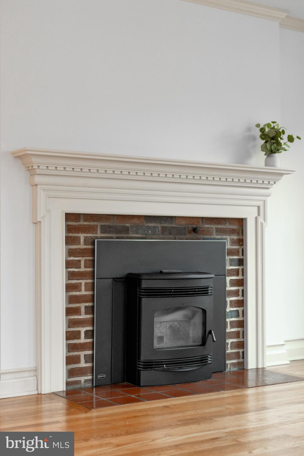 COLLEGE HEIGHTS - Residential