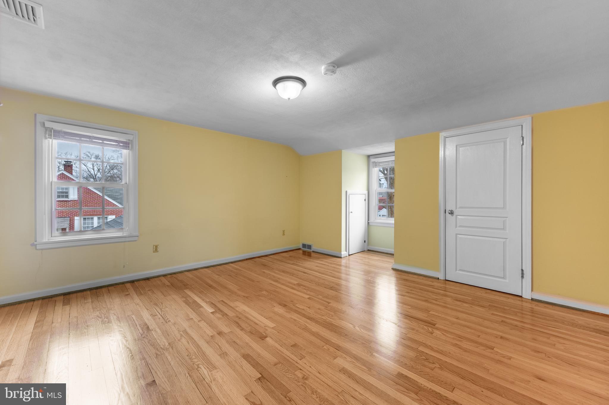 COLLEGE HEIGHTS - Residential