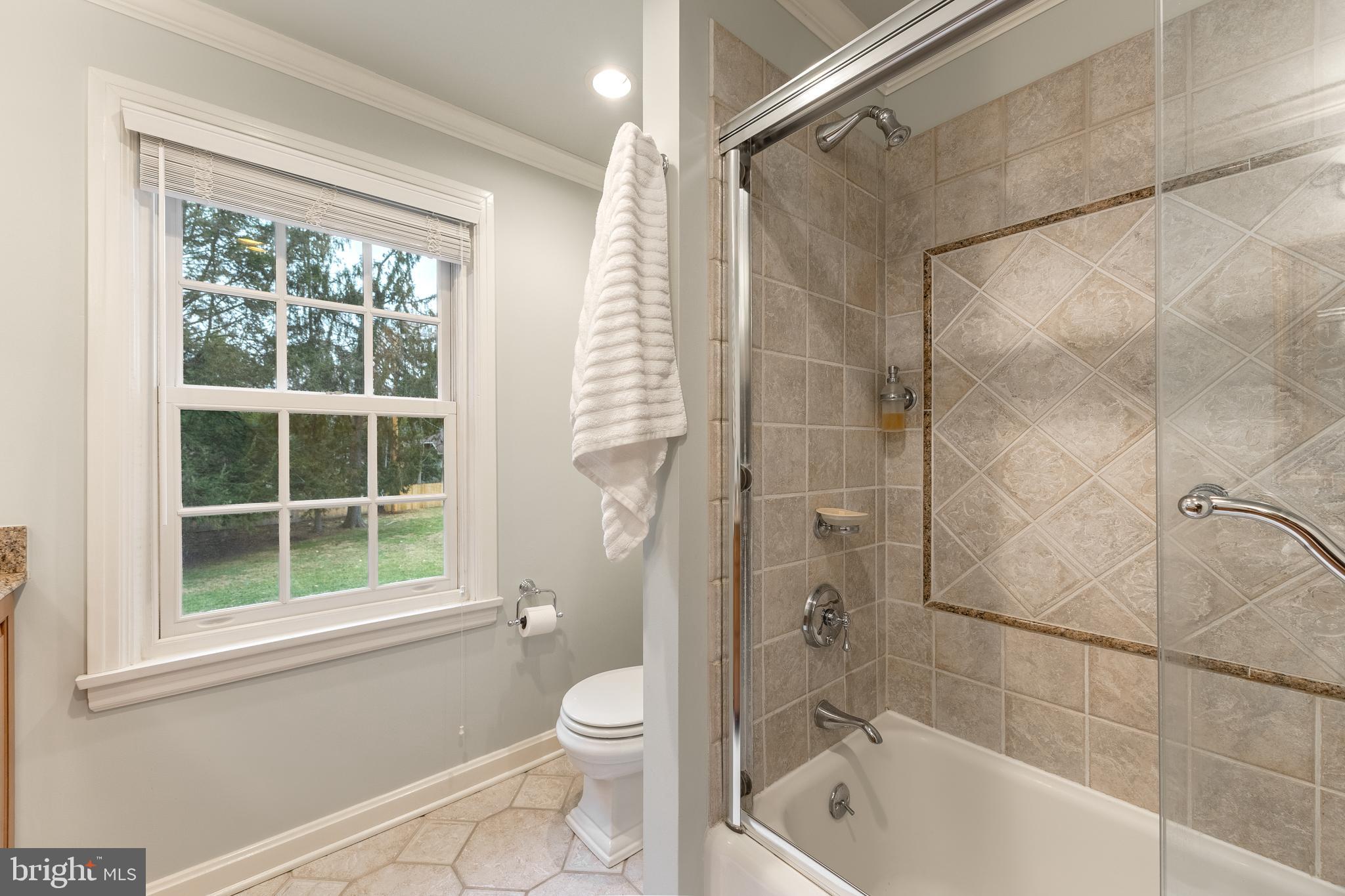 COLLEGE HEIGHTS - Residential