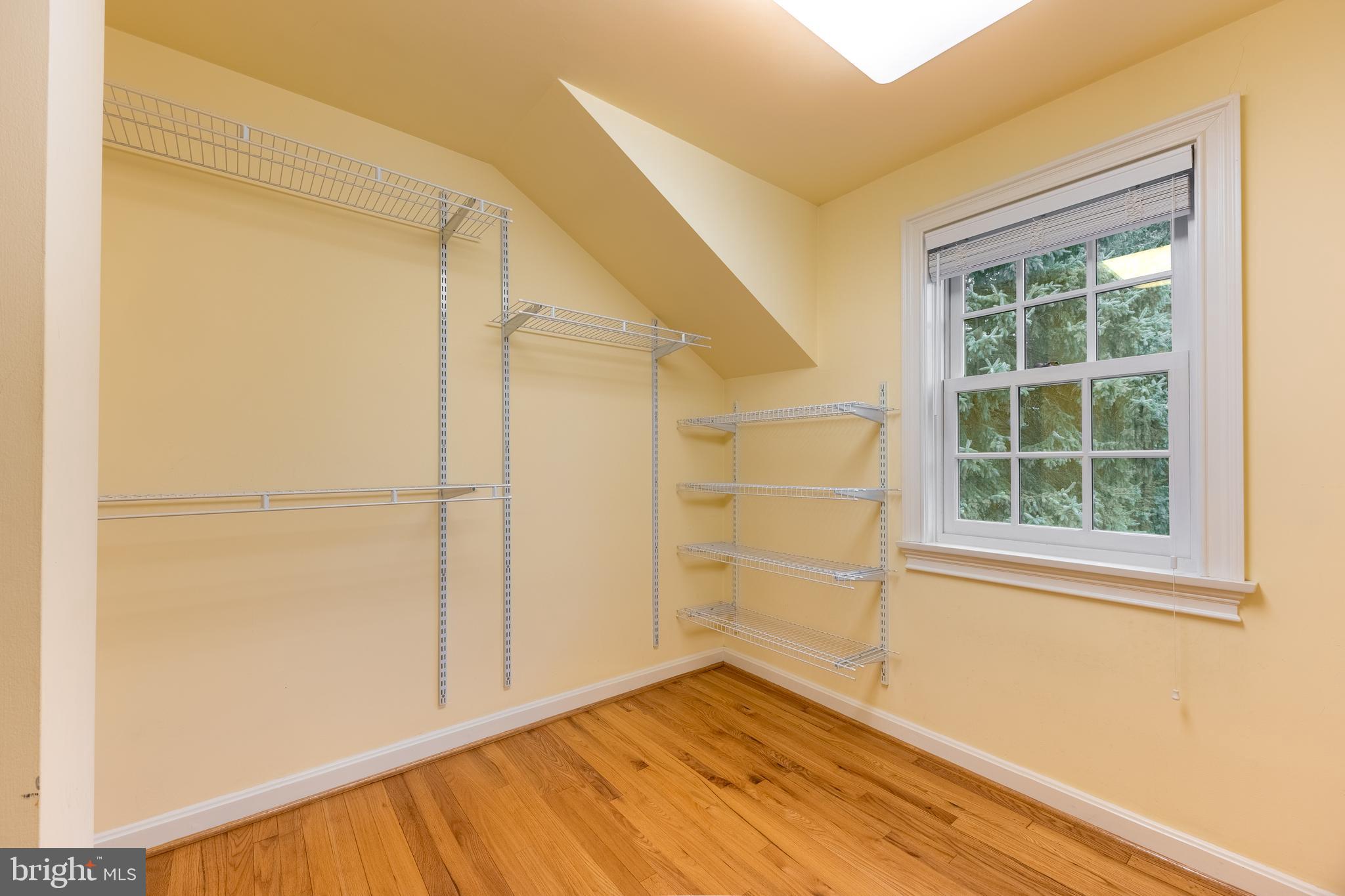 COLLEGE HEIGHTS - Residential