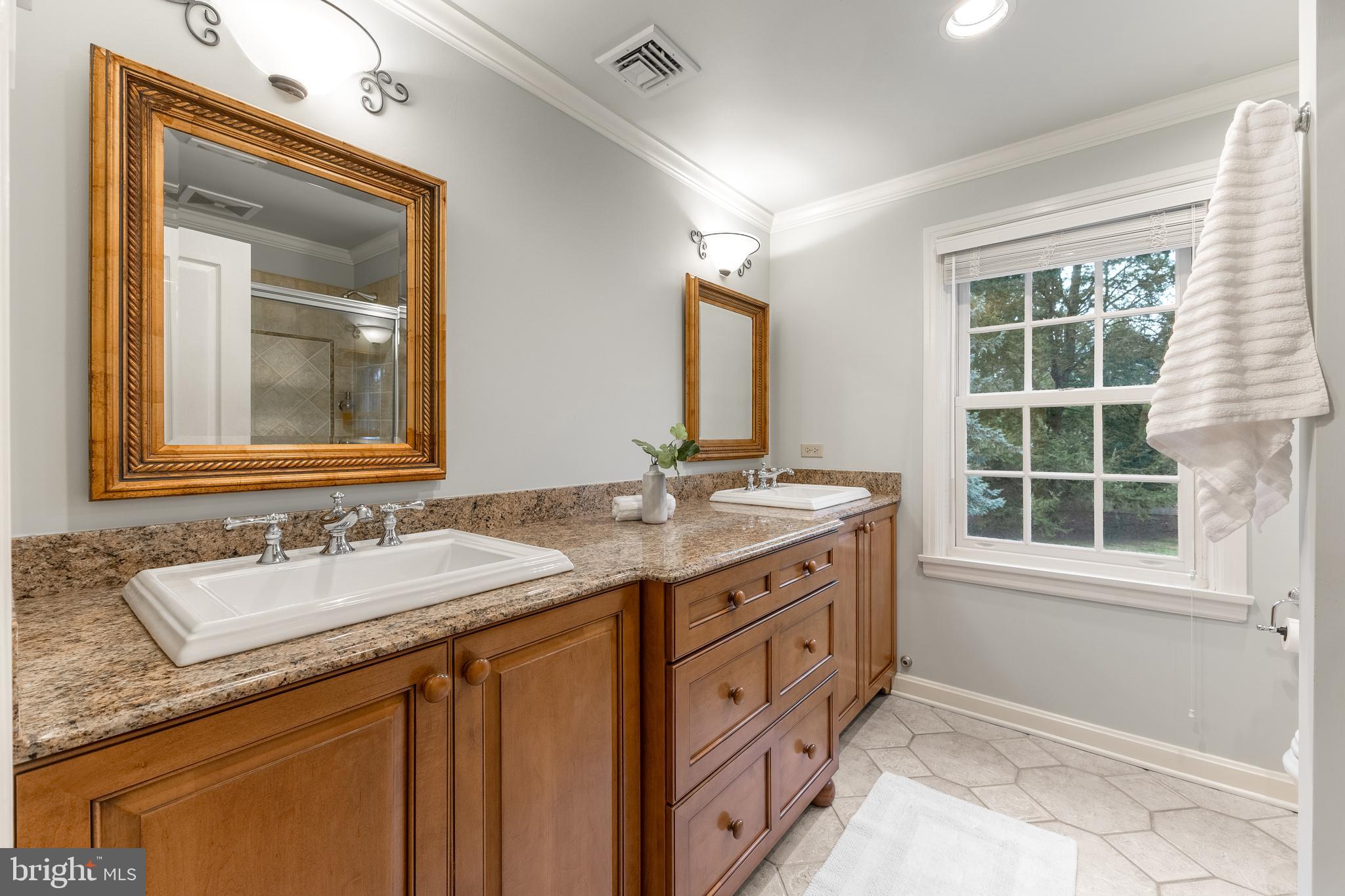 COLLEGE HEIGHTS - Residential