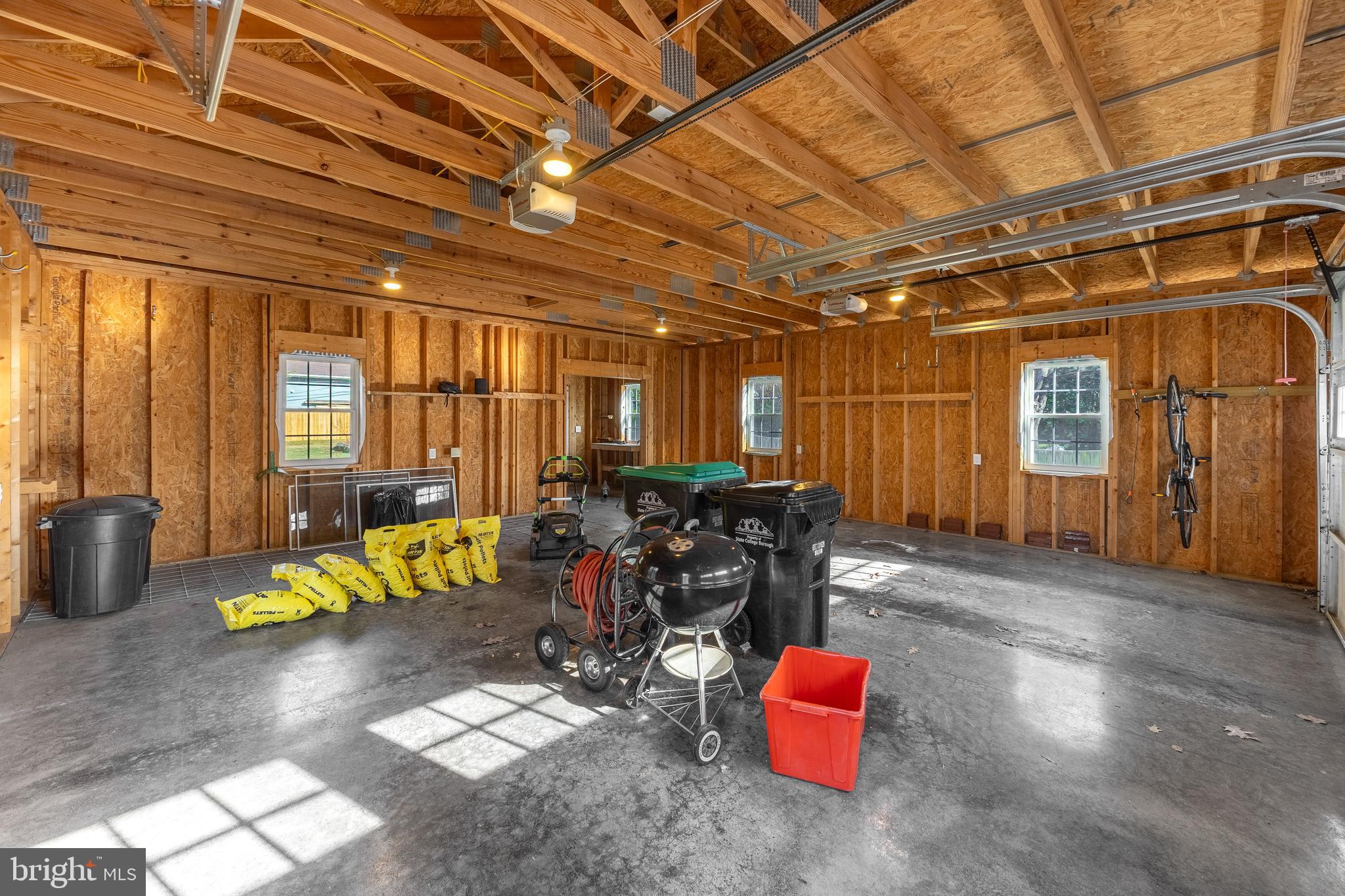 COLLEGE HEIGHTS - Residential