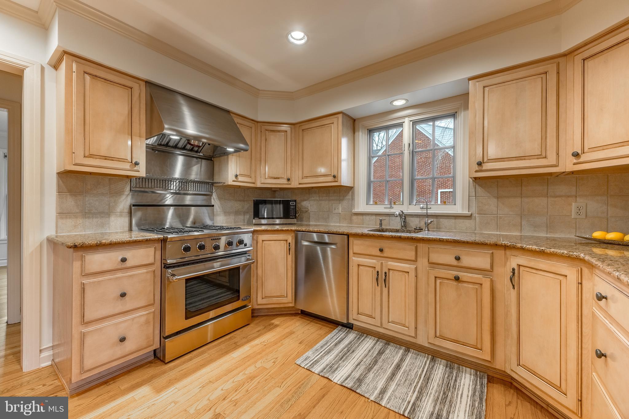 COLLEGE HEIGHTS - Residential