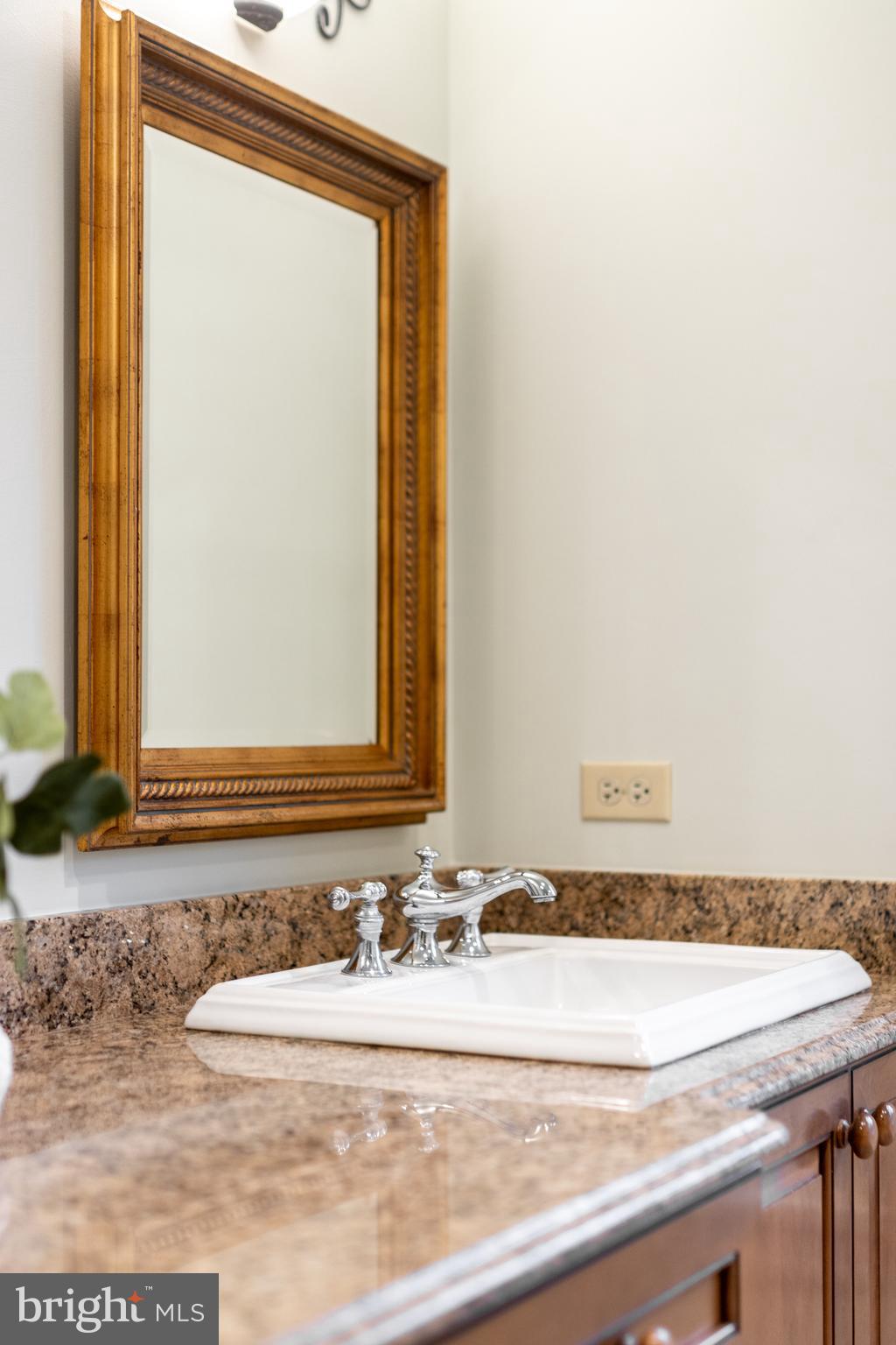 COLLEGE HEIGHTS - Residential