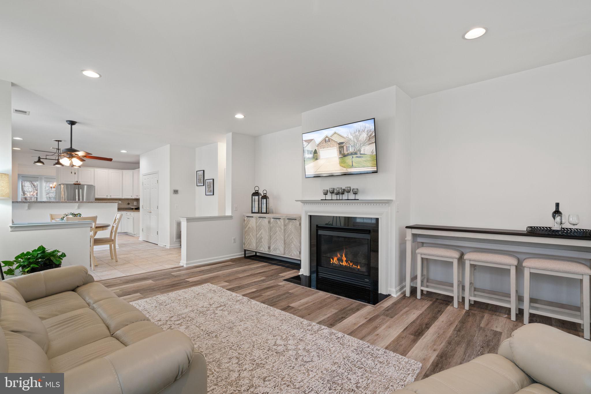 FOUR SEASONS IN HISTORIC VIRGINIA - Residential