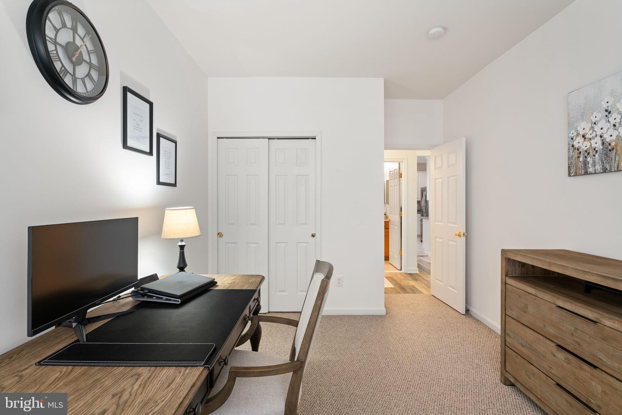 FOUR SEASONS IN HISTORIC VIRGINIA - Residential