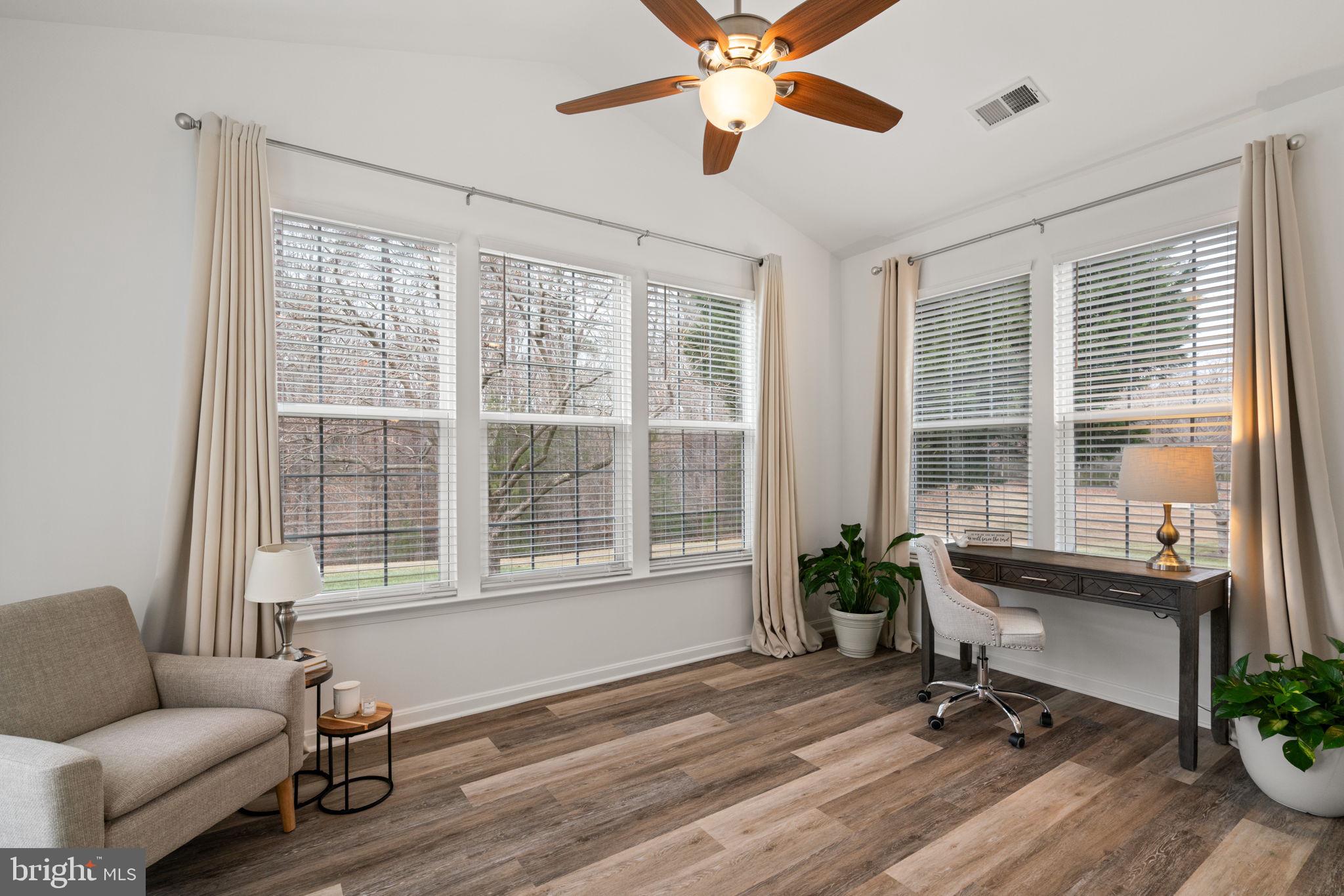 FOUR SEASONS IN HISTORIC VIRGINIA - Residential