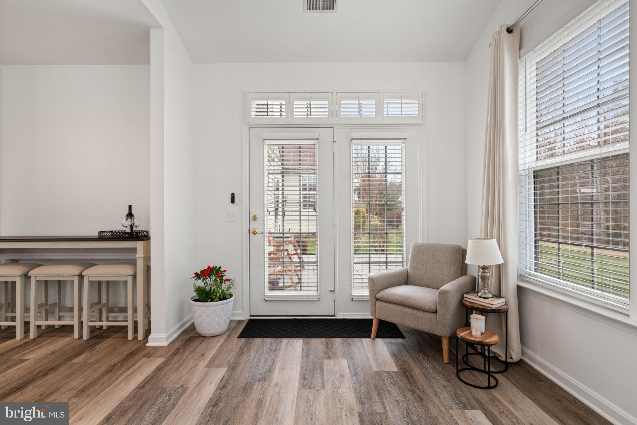 FOUR SEASONS IN HISTORIC VIRGINIA - Residential