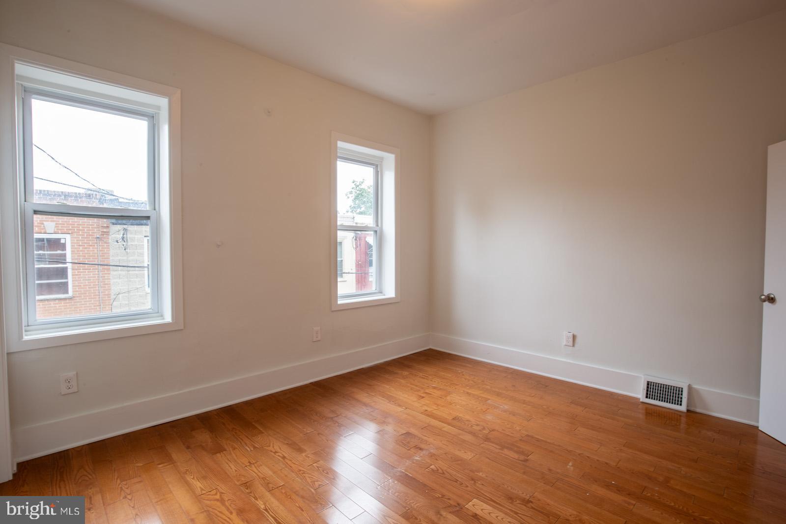 POINT BREEZE - Residential Lease