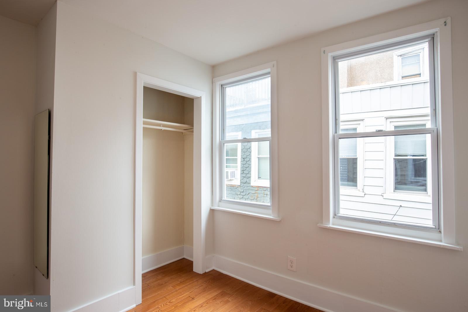 POINT BREEZE - Residential Lease