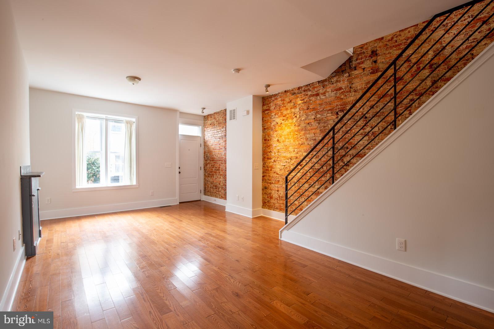 POINT BREEZE - Residential Lease