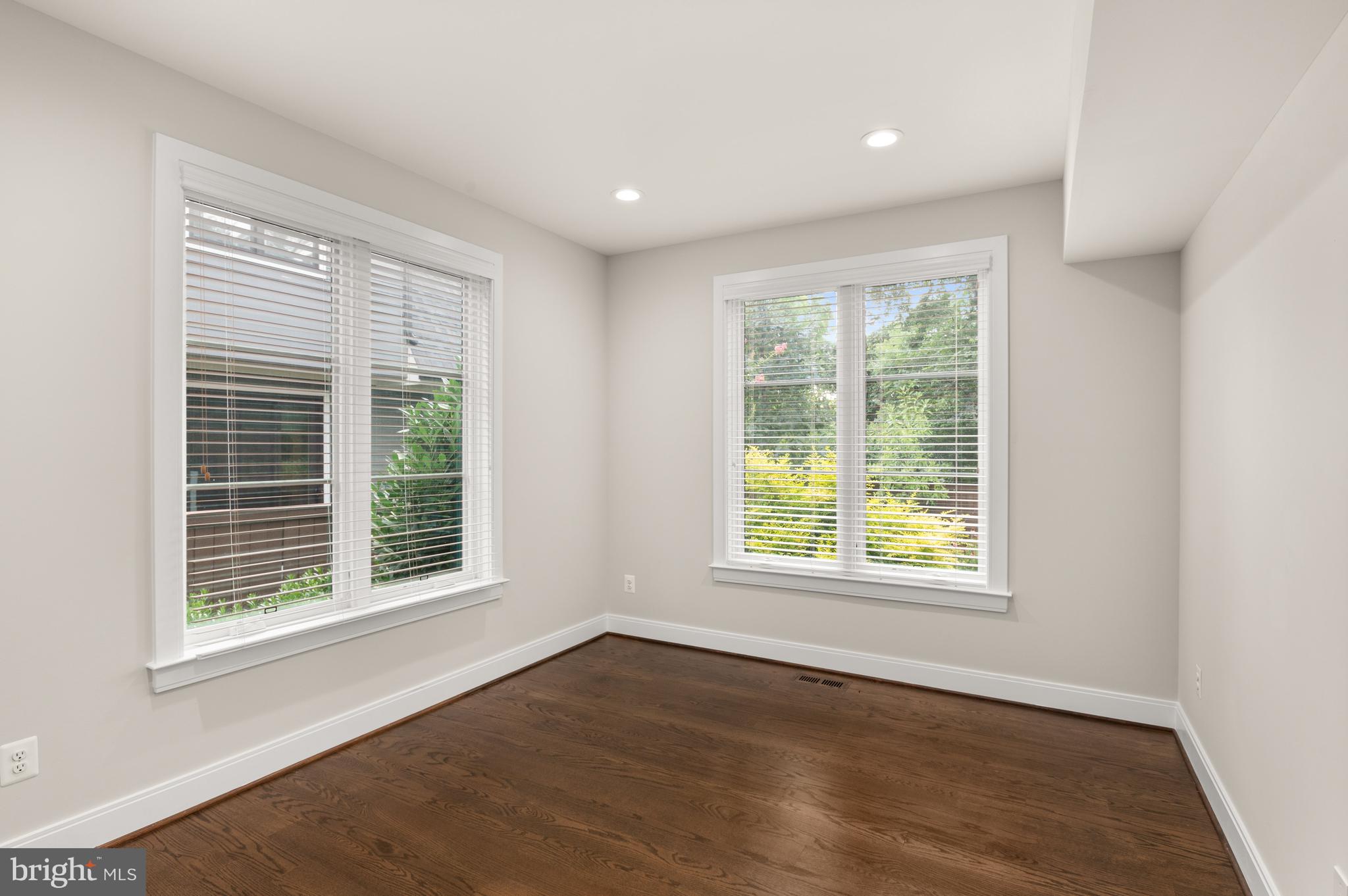 ROOSEVELT PLACE - Residential