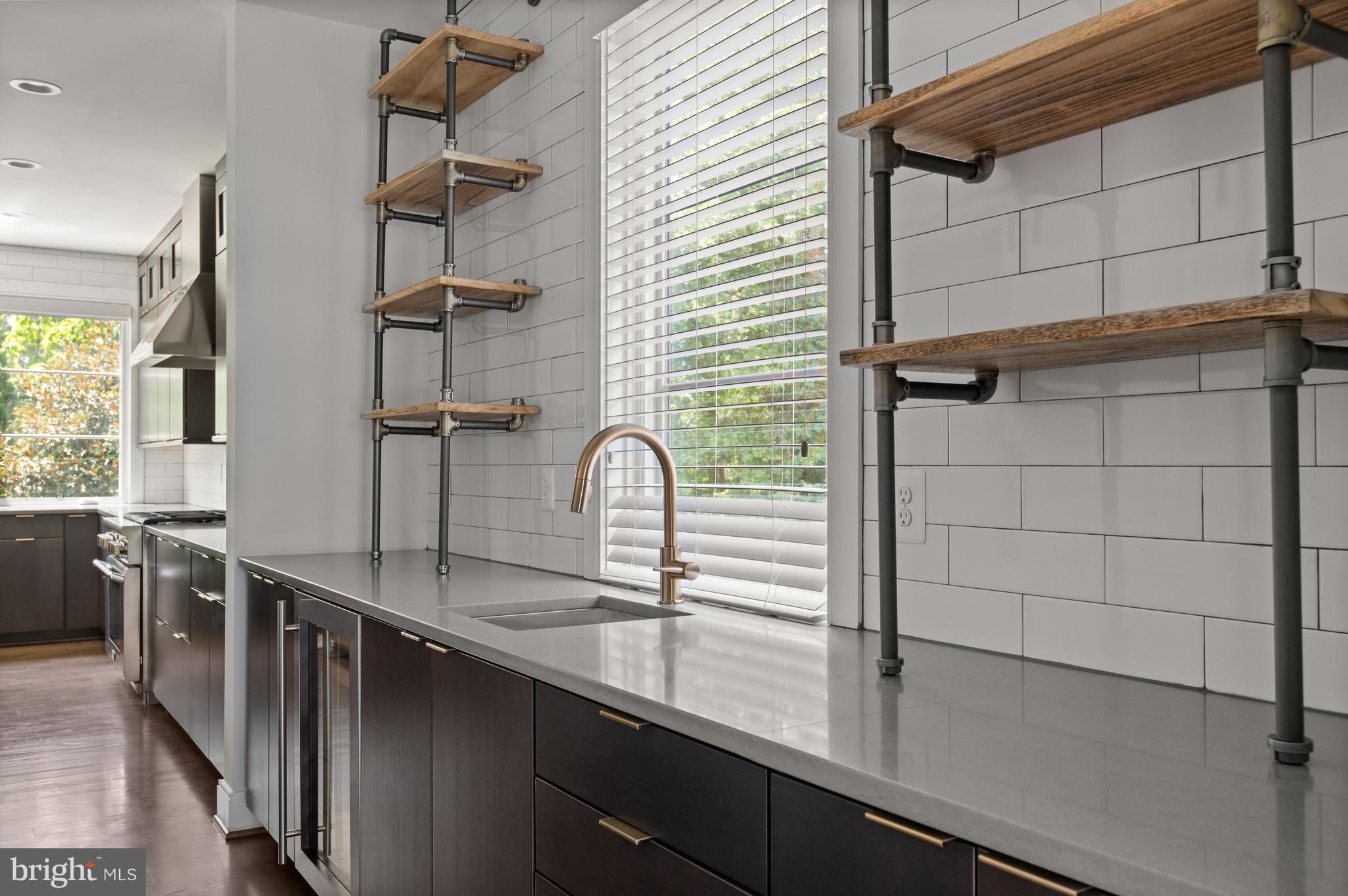 ROOSEVELT PLACE - Residential