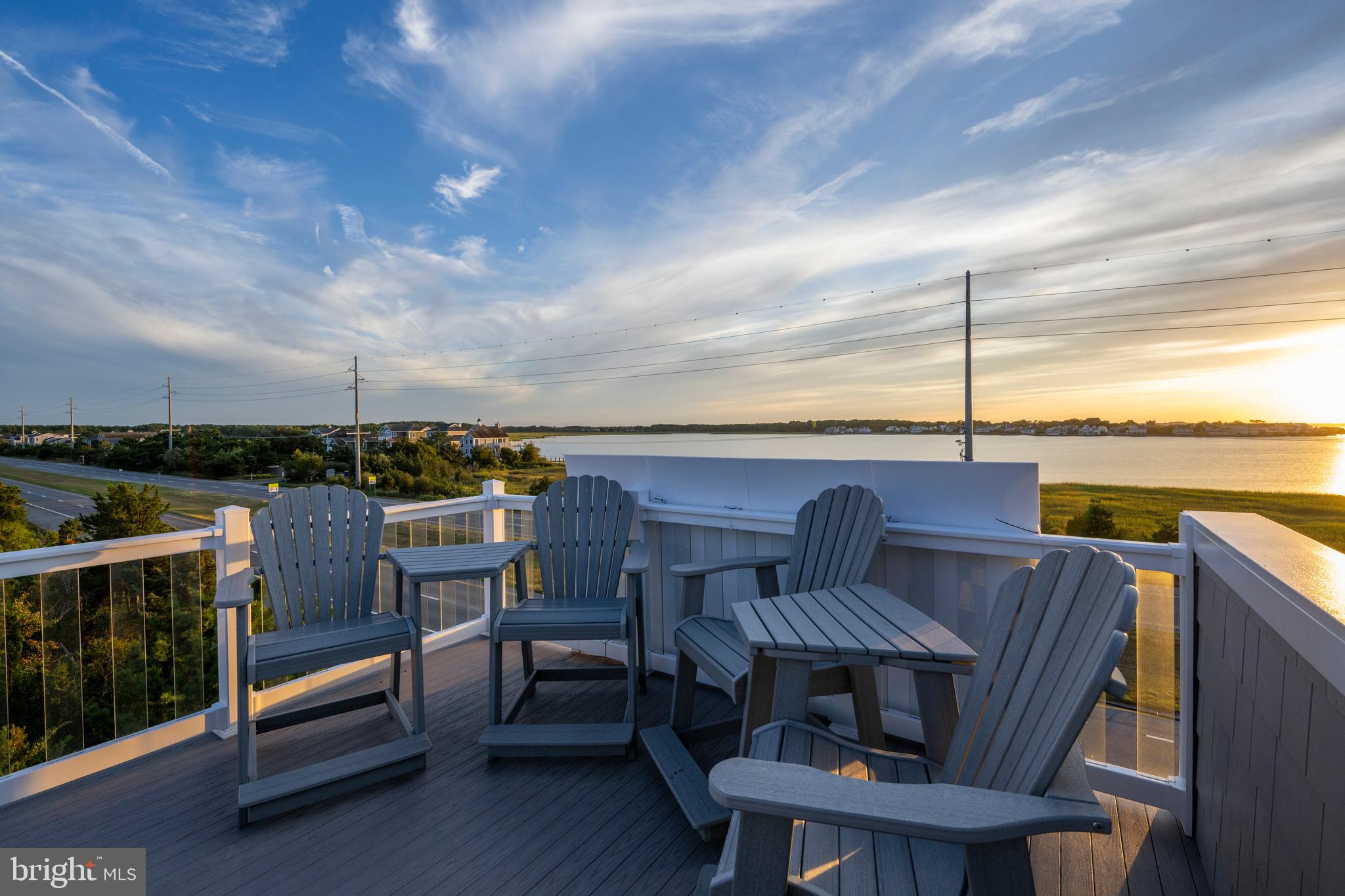 TOWER SHORES - Residential