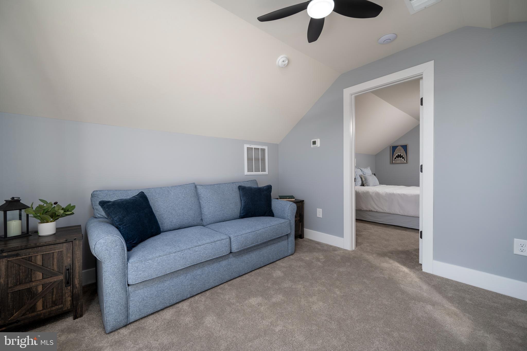 TOWER SHORES - Residential