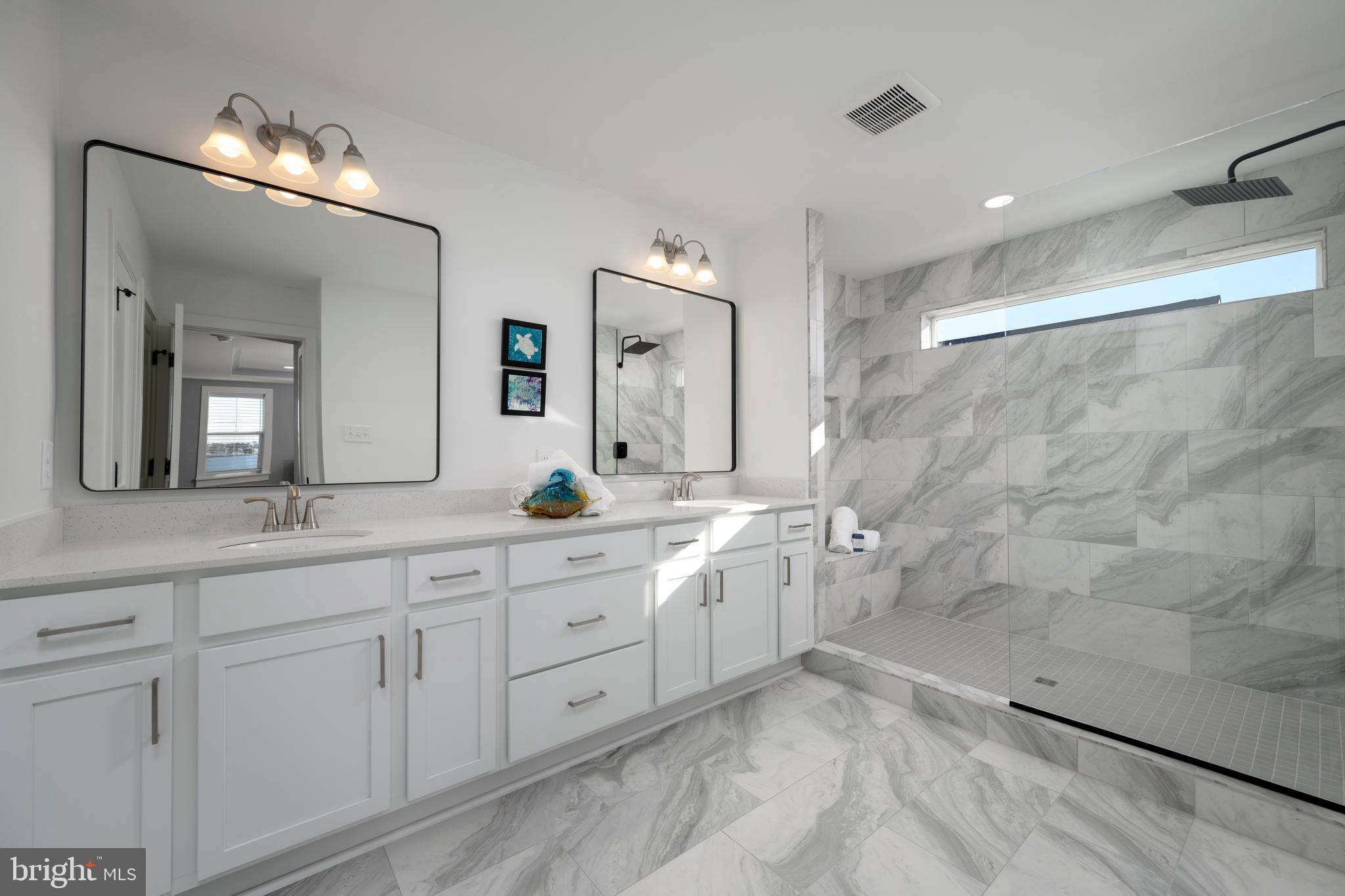 TOWER SHORES - Residential