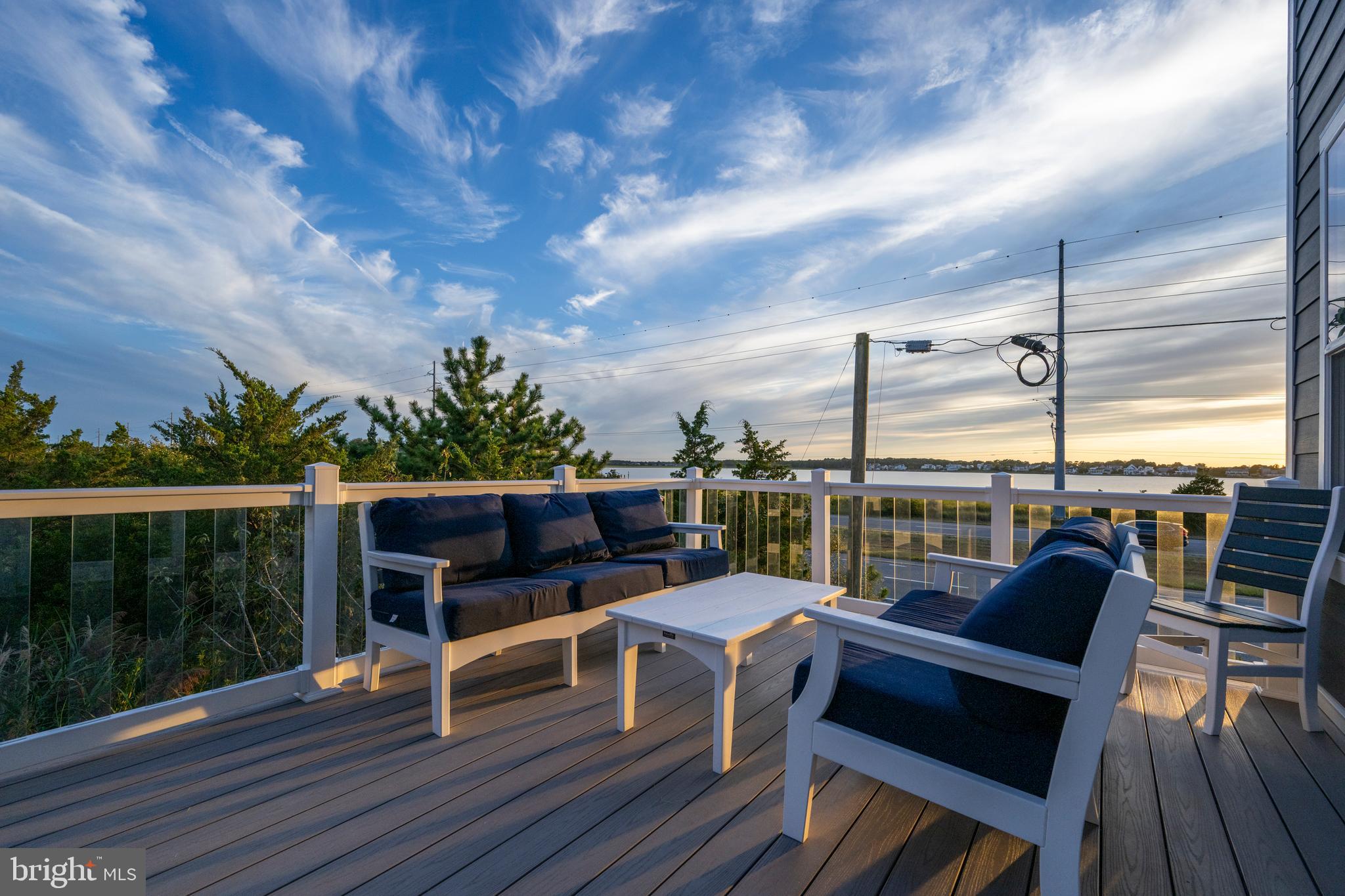 TOWER SHORES - Residential