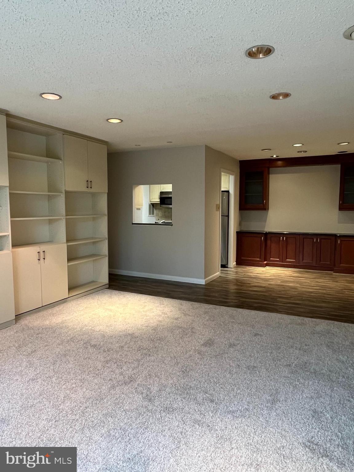 BEAVER HILL - Residential