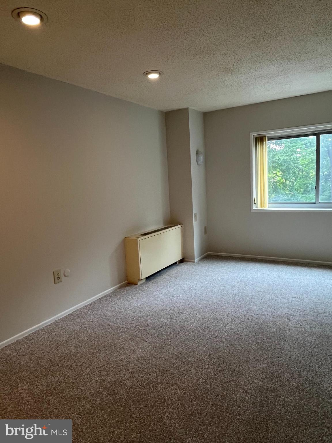 BEAVER HILL - Residential