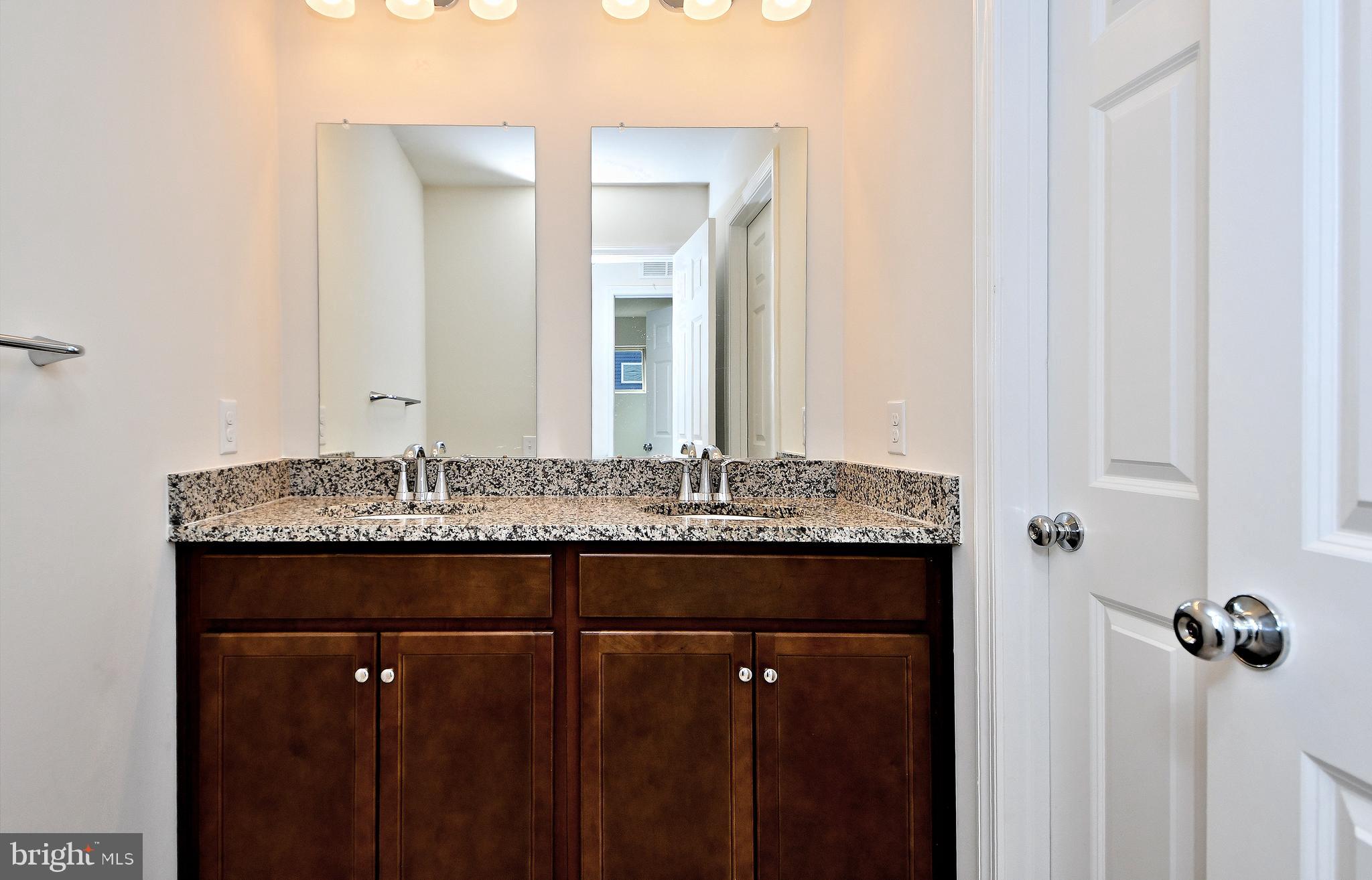 RESERVE AT FRANCONIA - Residential Lease