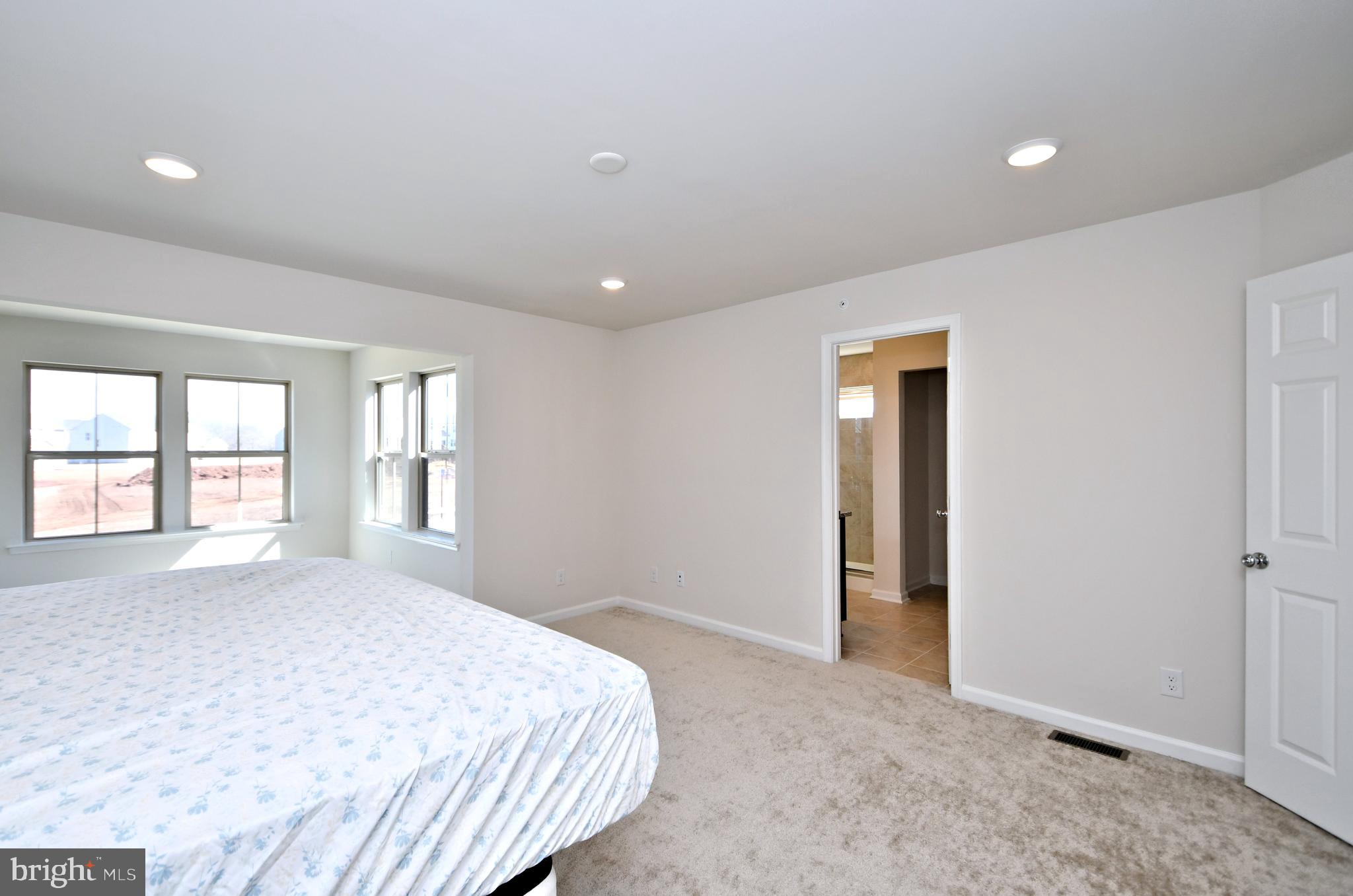 RESERVE AT FRANCONIA - Residential Lease