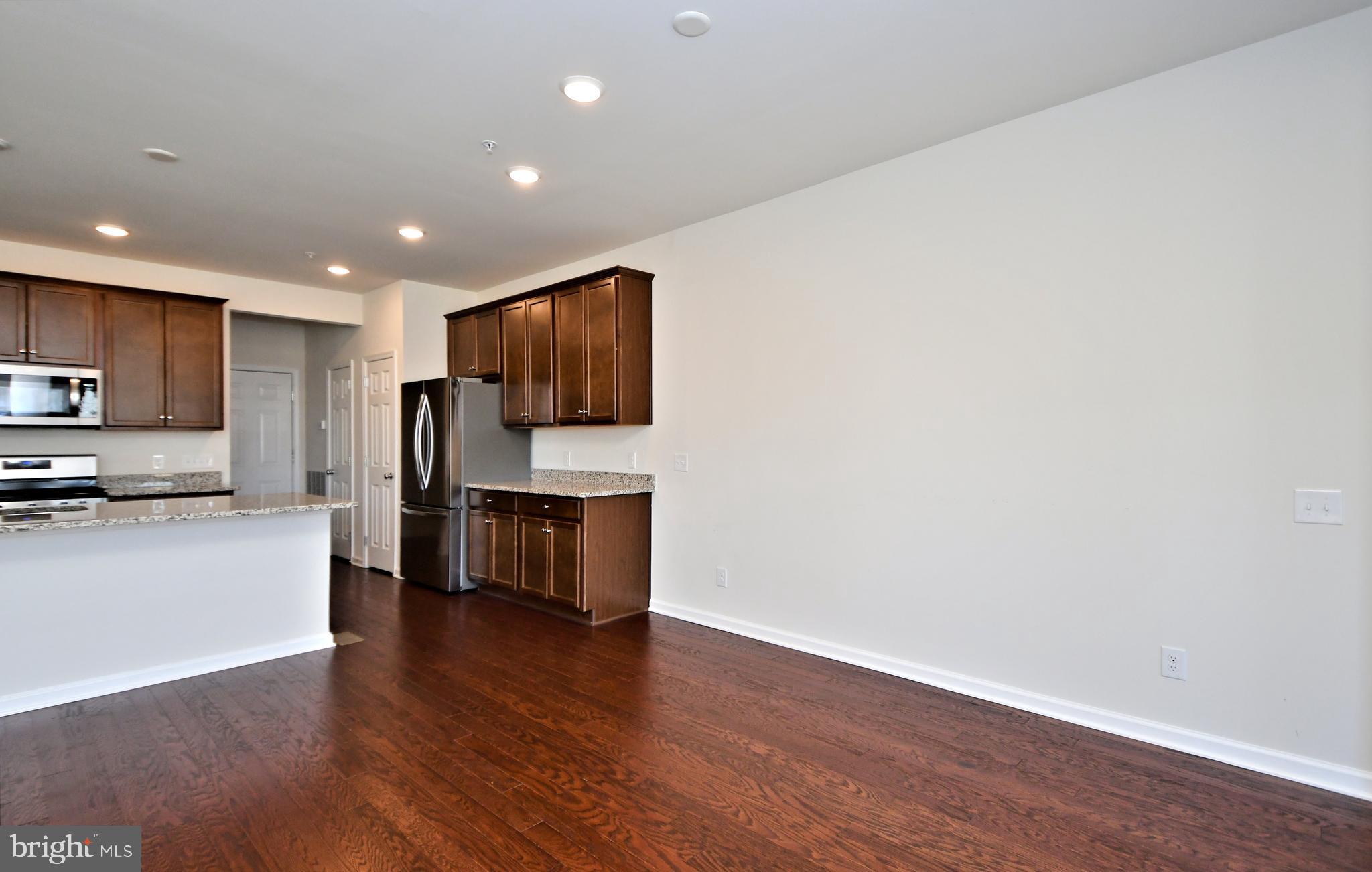 RESERVE AT FRANCONIA - Residential Lease