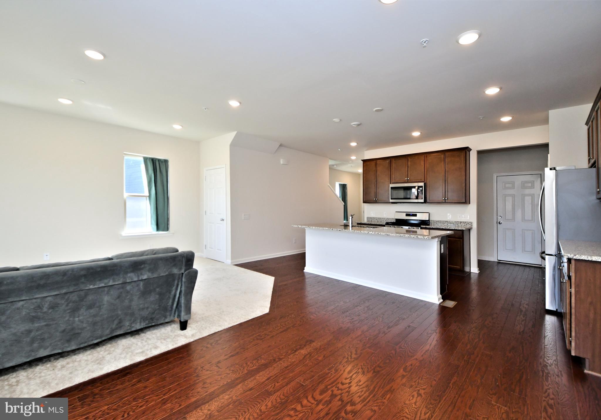 RESERVE AT FRANCONIA - Residential Lease