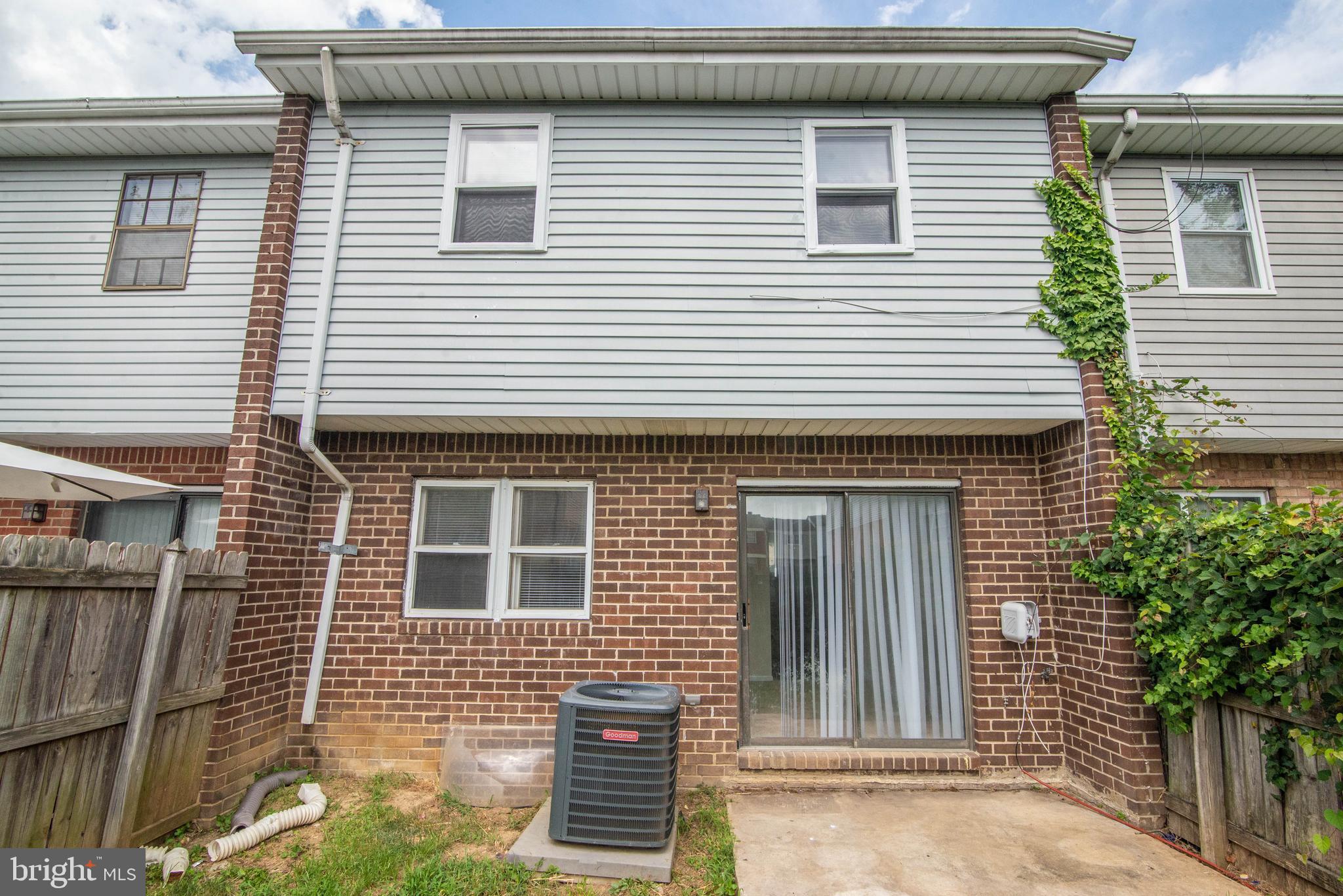 QUAIL MEADOWS TOWNHOUSES - Residential