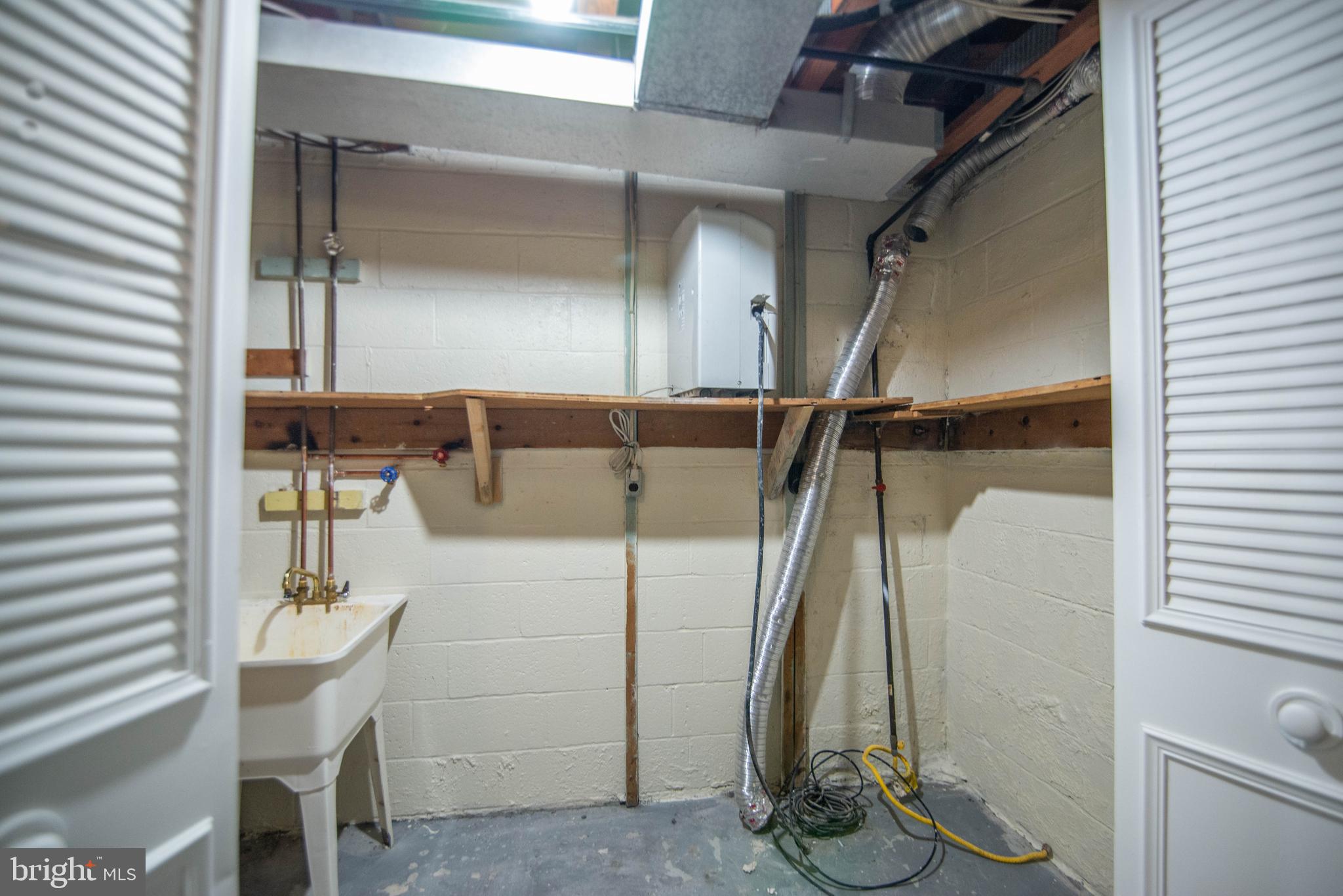 QUAIL MEADOWS TOWNHOUSES - Residential