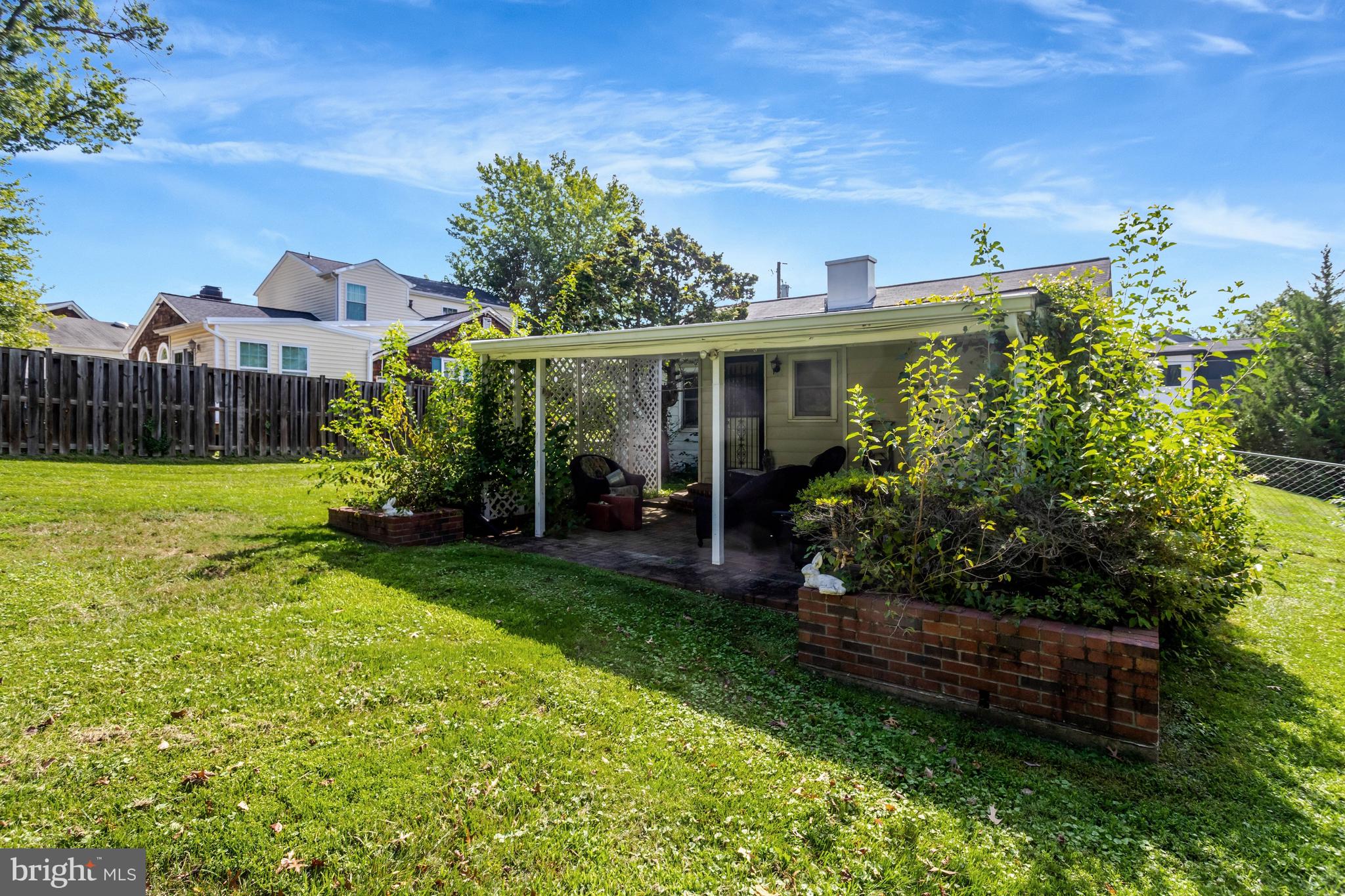 2214 BOXWOOD DRIVE