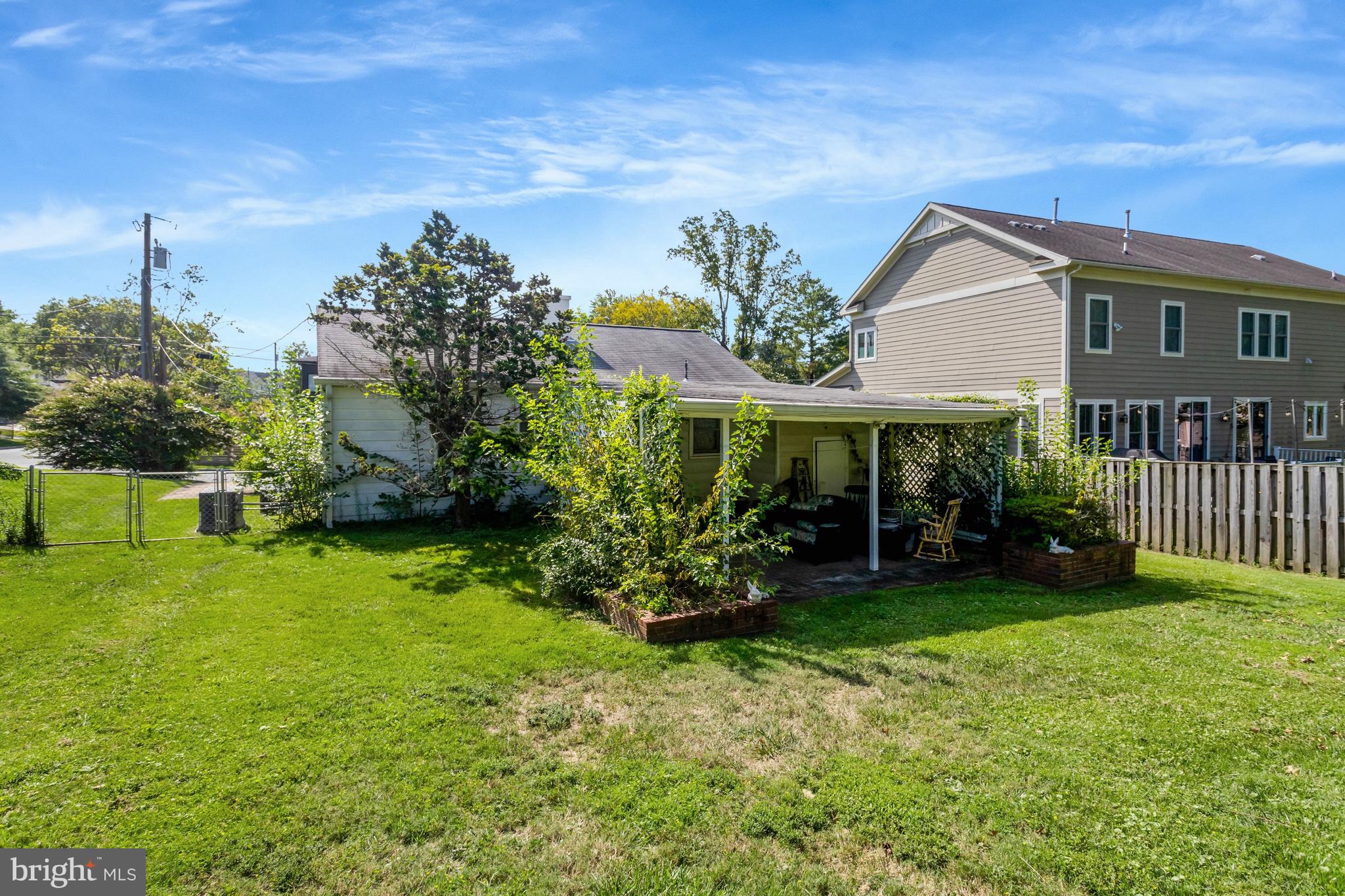 2214 BOXWOOD DRIVE