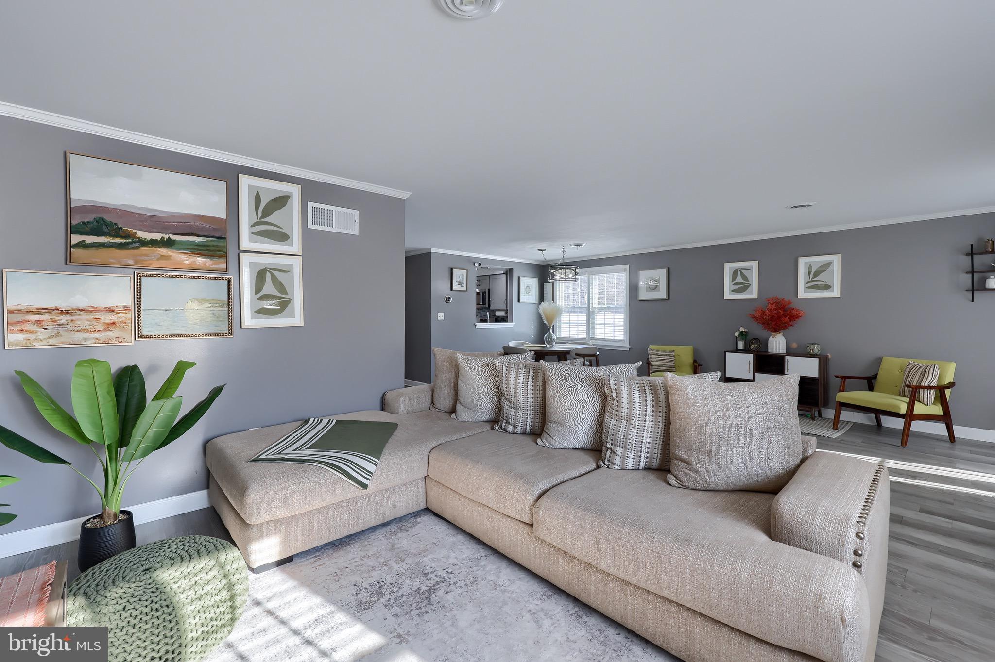 SPRINGETTS VILLAGE CONDOS - Residential