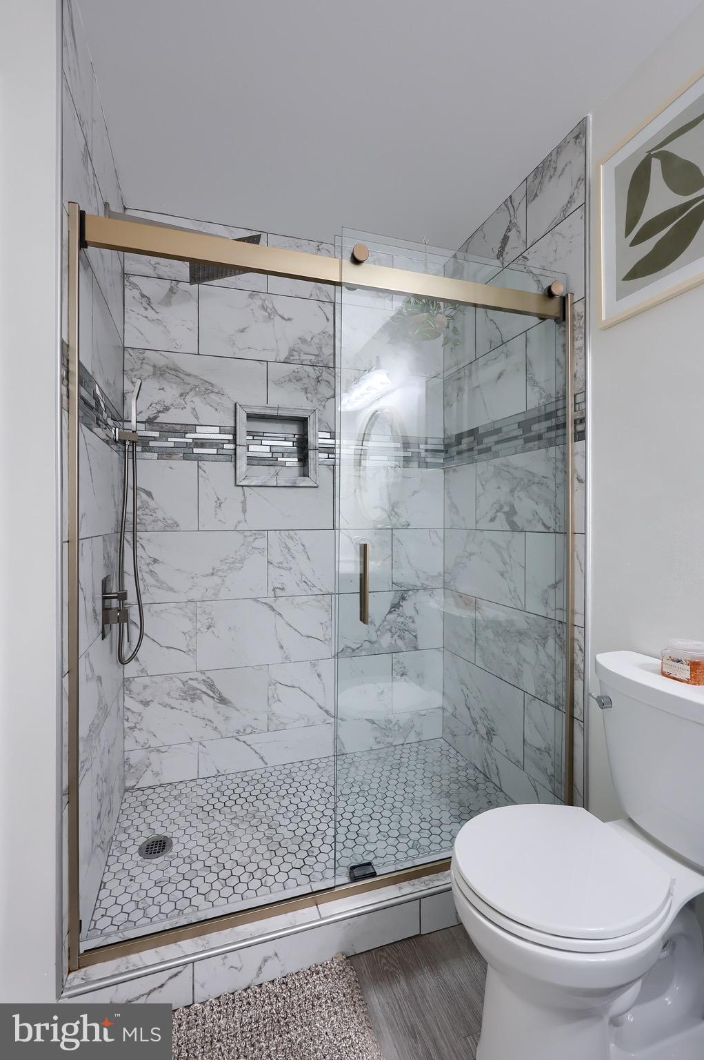 SPRINGETTS VILLAGE CONDOS - Residential