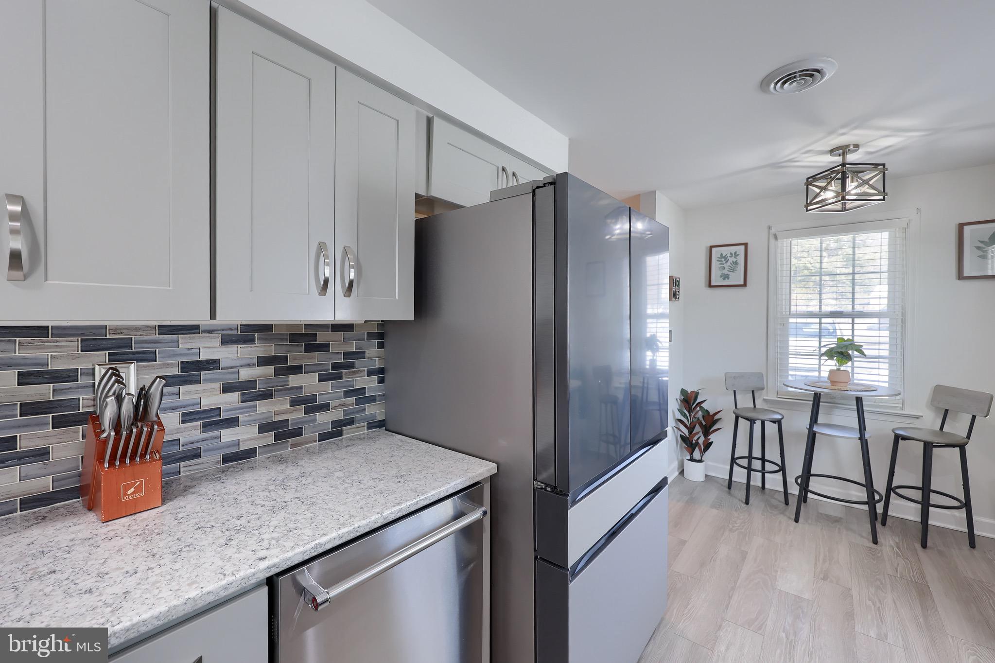 SPRINGETTS VILLAGE CONDOS - Residential