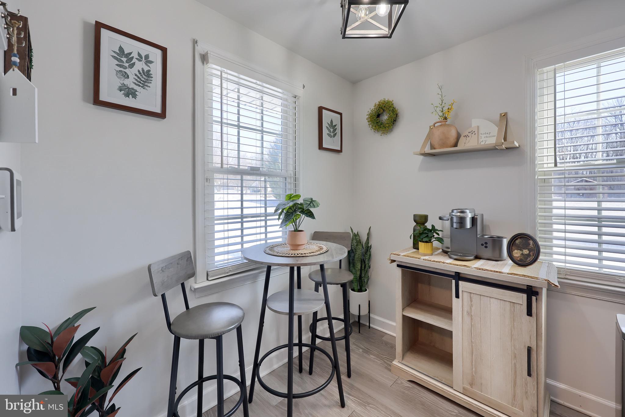 SPRINGETTS VILLAGE CONDOS - Residential