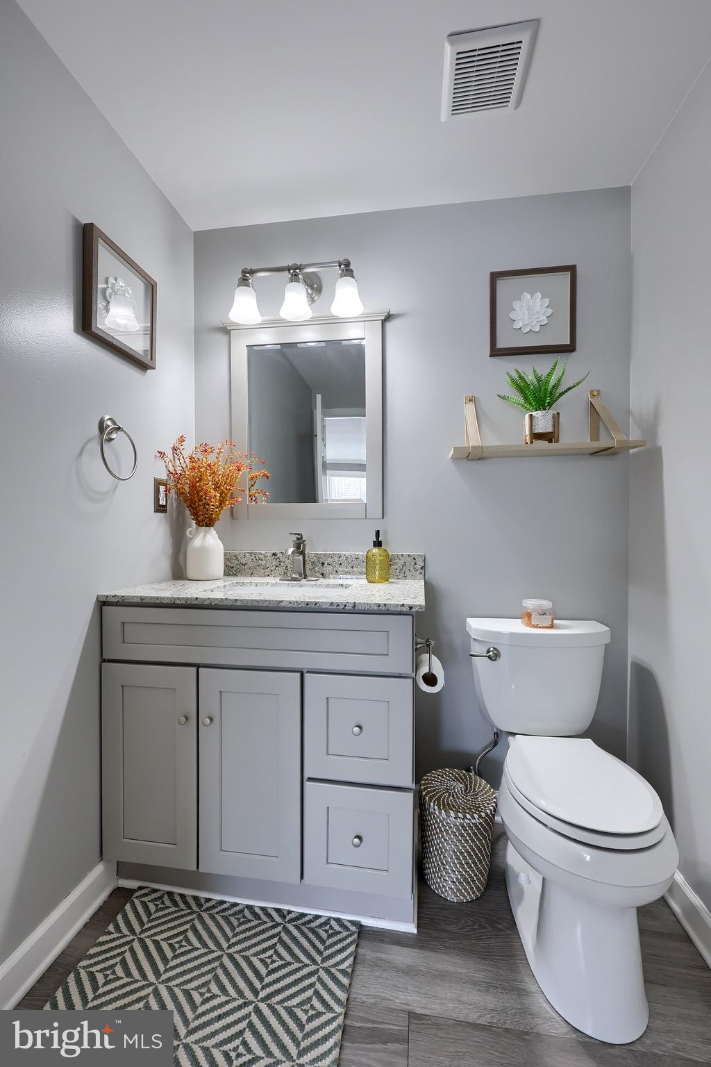 SPRINGETTS VILLAGE CONDOS - Residential