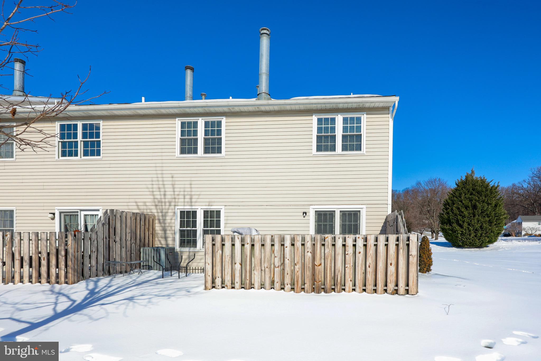 SPRINGETTS VILLAGE CONDOS - Residential