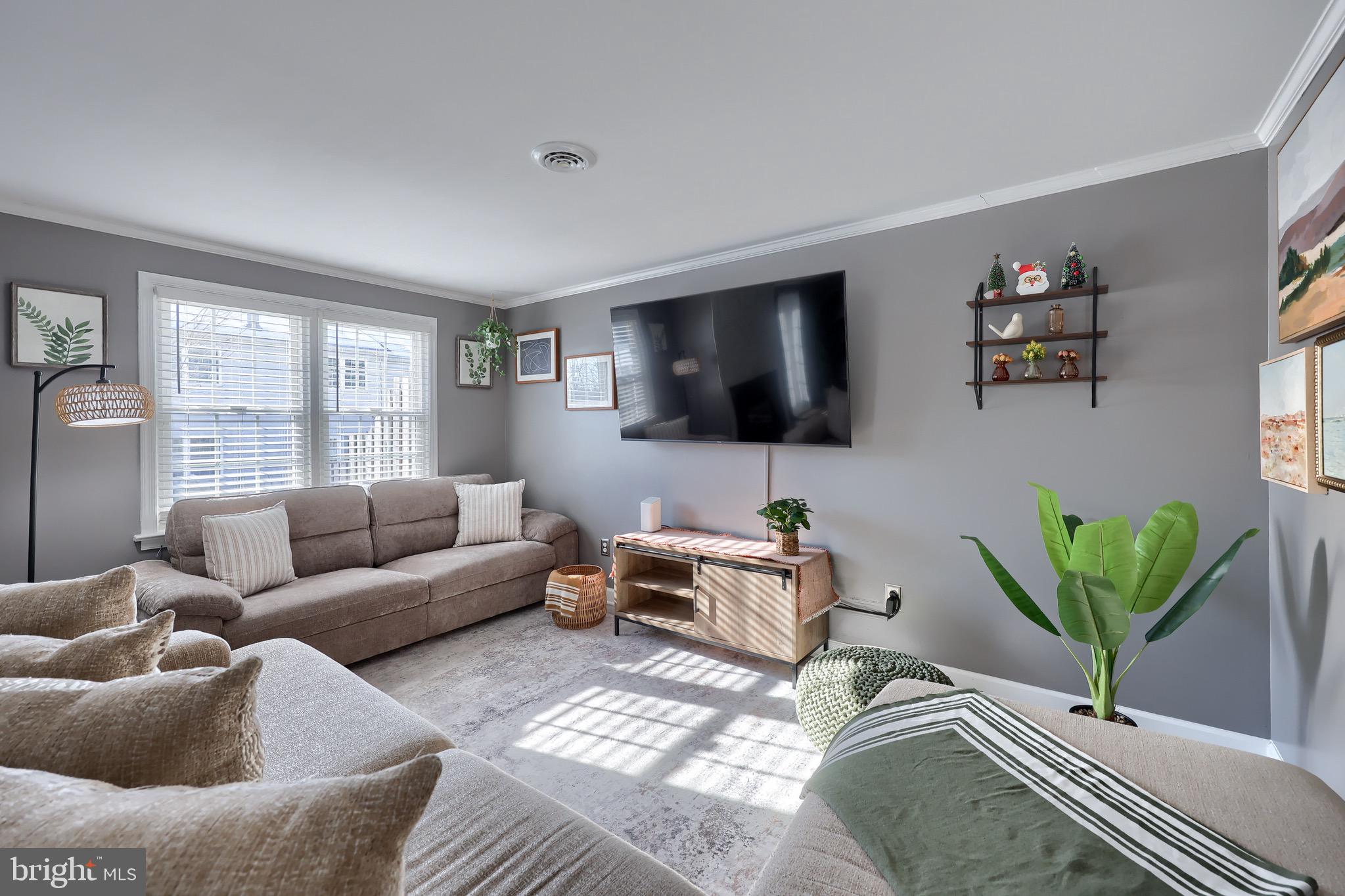 SPRINGETTS VILLAGE CONDOS - Residential