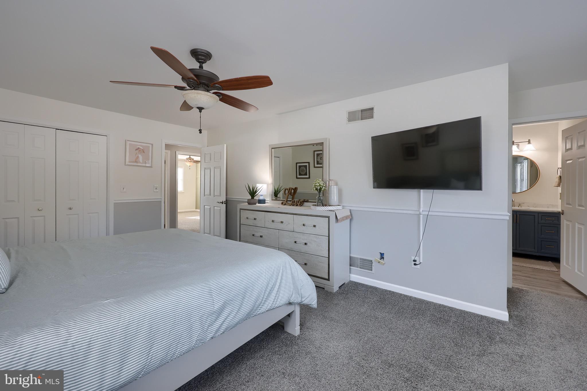 SPRINGETTS VILLAGE CONDOS - Residential