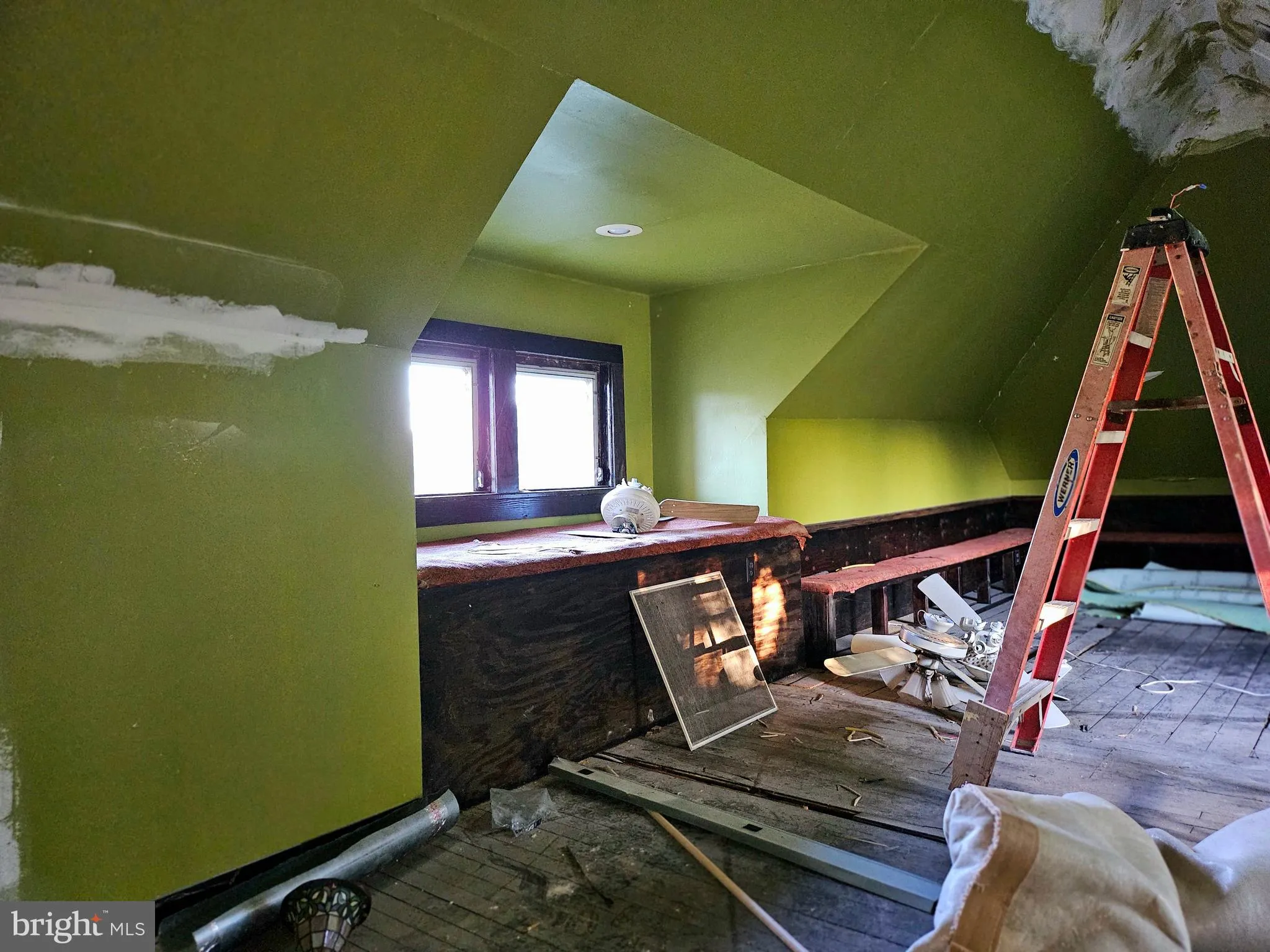 Berlin, New Jersey 08009, United States, 5 Bedrooms Bedrooms, ,3 BathroomsBathrooms,Residential,Contingent,38927