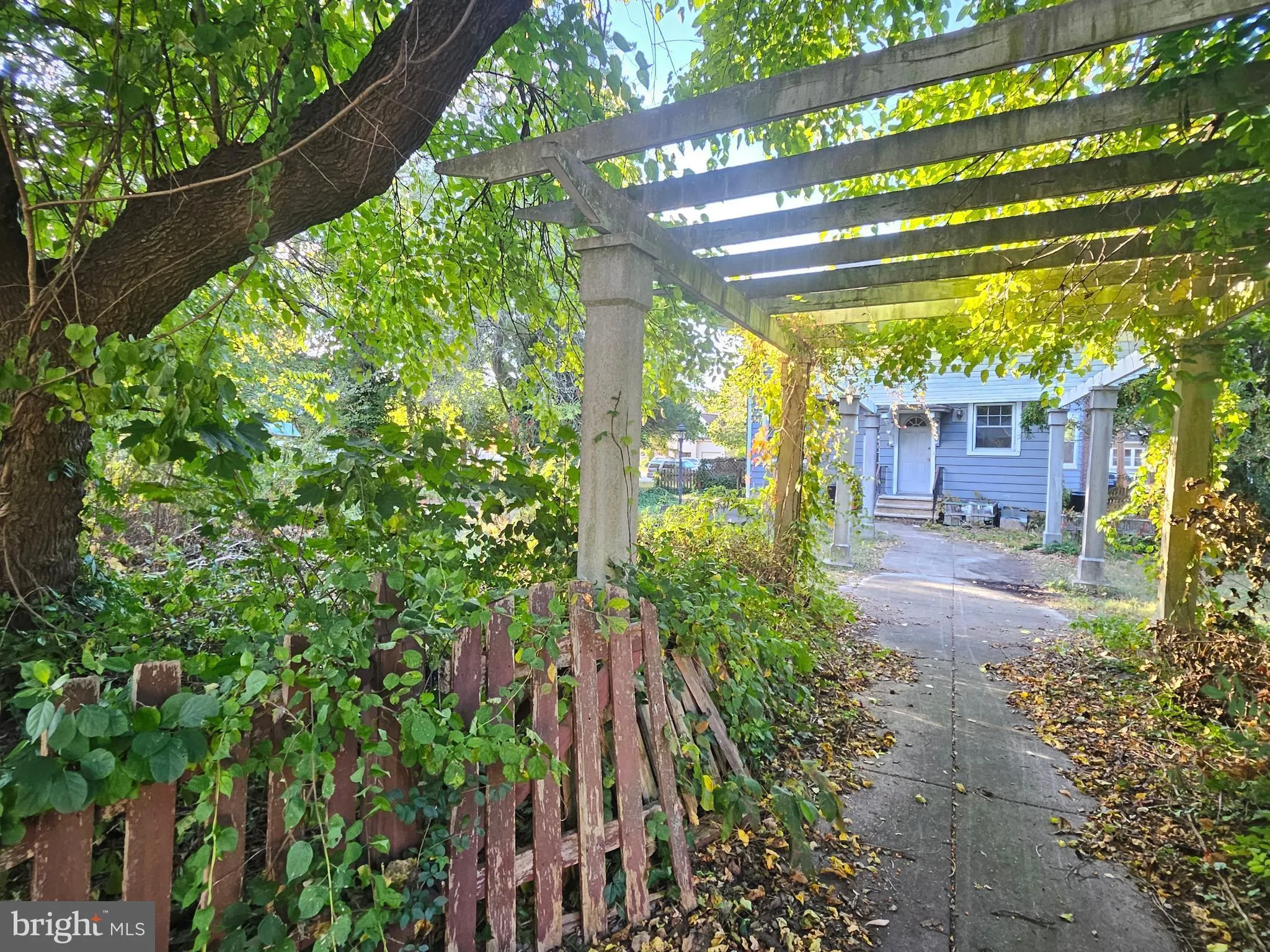 Berlin, New Jersey 08009, United States, 5 Bedrooms Bedrooms, ,3 BathroomsBathrooms,Residential,Contingent,38927