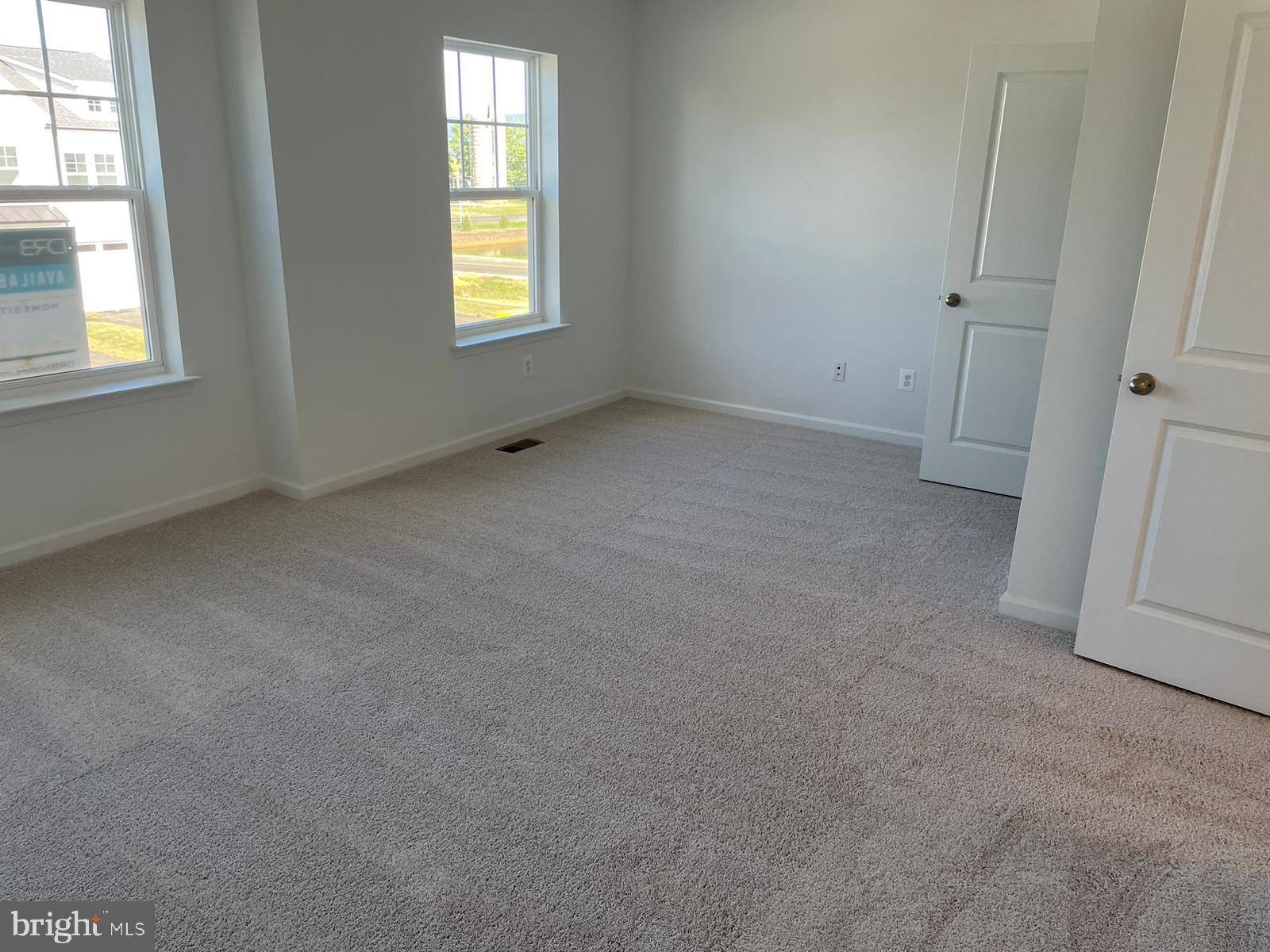 KING'S CROSSING - Residential Lease