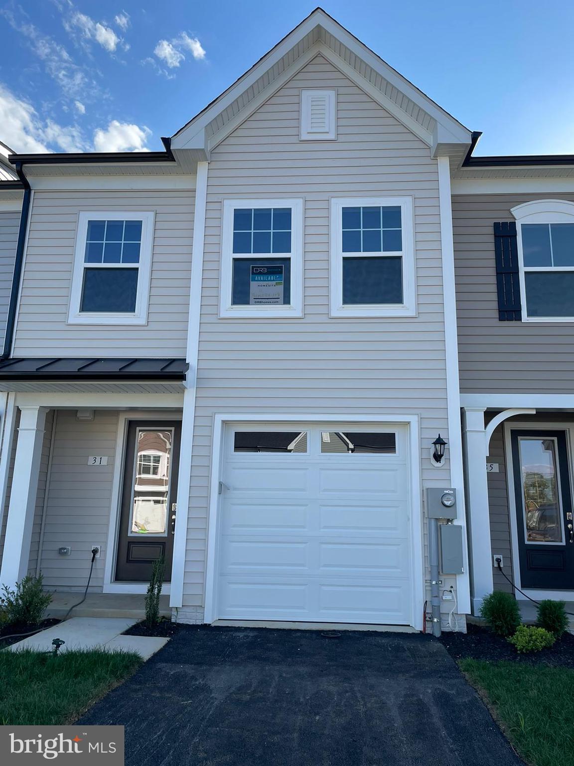 KING'S CROSSING - Residential Lease