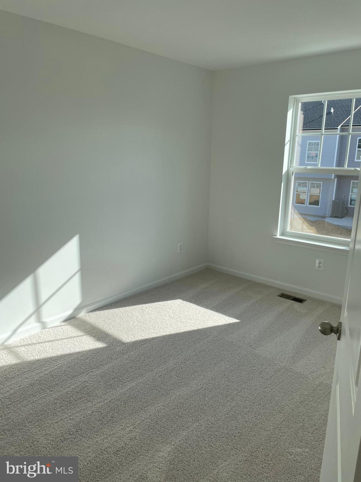 KING'S CROSSING - Residential Lease