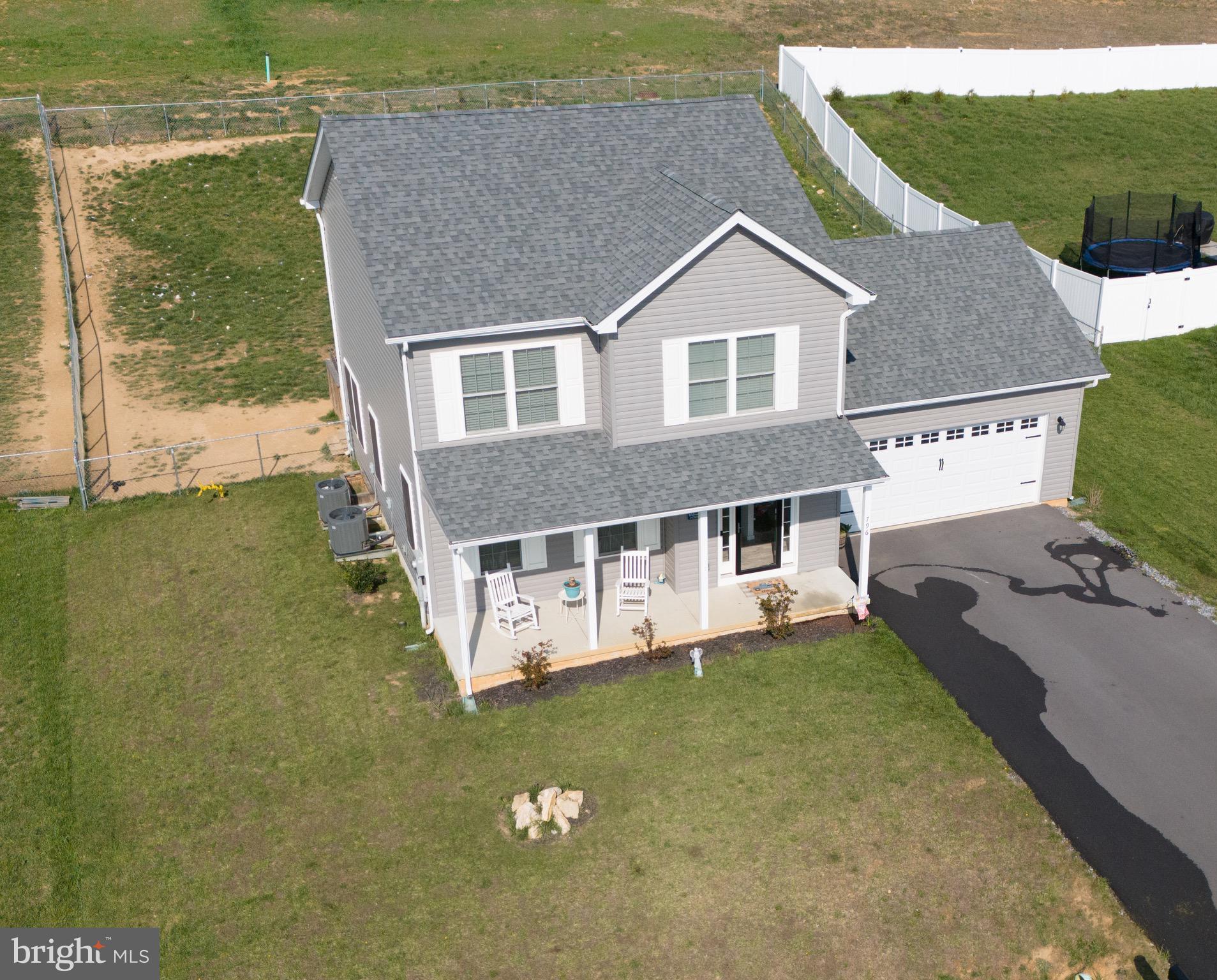 PEBBLE RIDGE - Residential