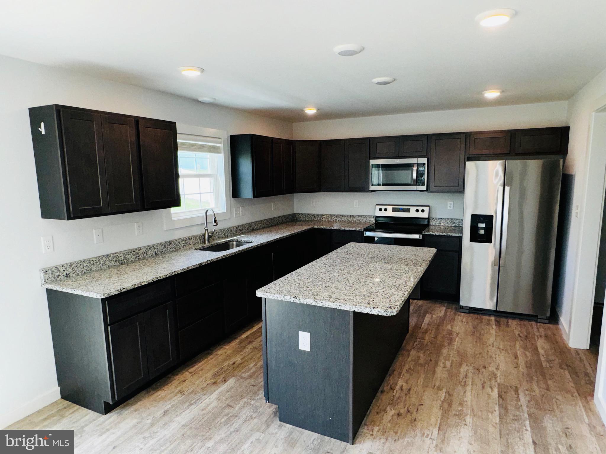 PEBBLE RIDGE - Residential