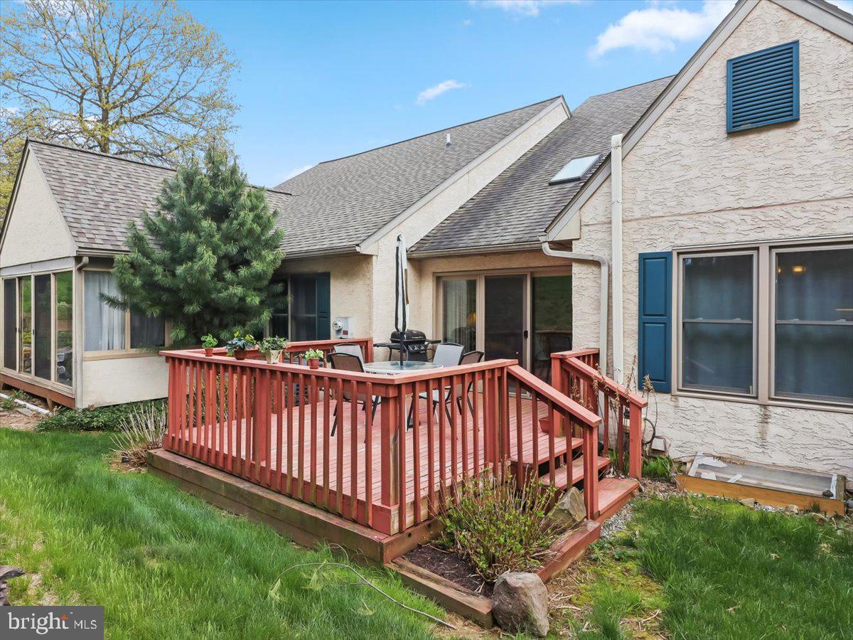 SUMMERFIELD AT ELVERSON - Residential