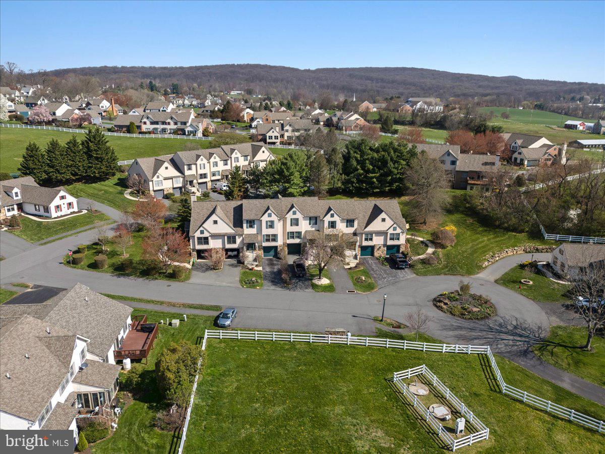 SUMMERFIELD AT ELVERSON - Residential